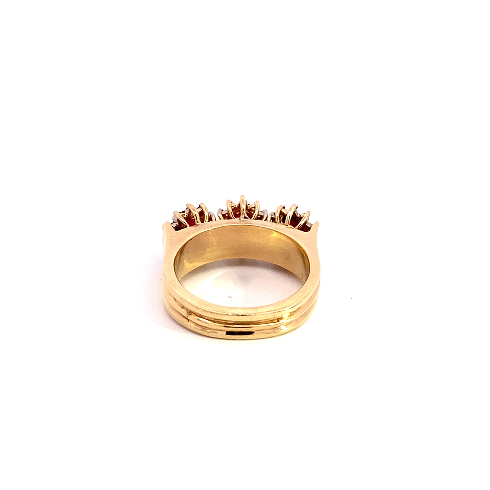 14K Yellow Gold Ruby and Diamond Halo ring size 6.75 R+/-1.25-1.50tw D+/-.36ctw