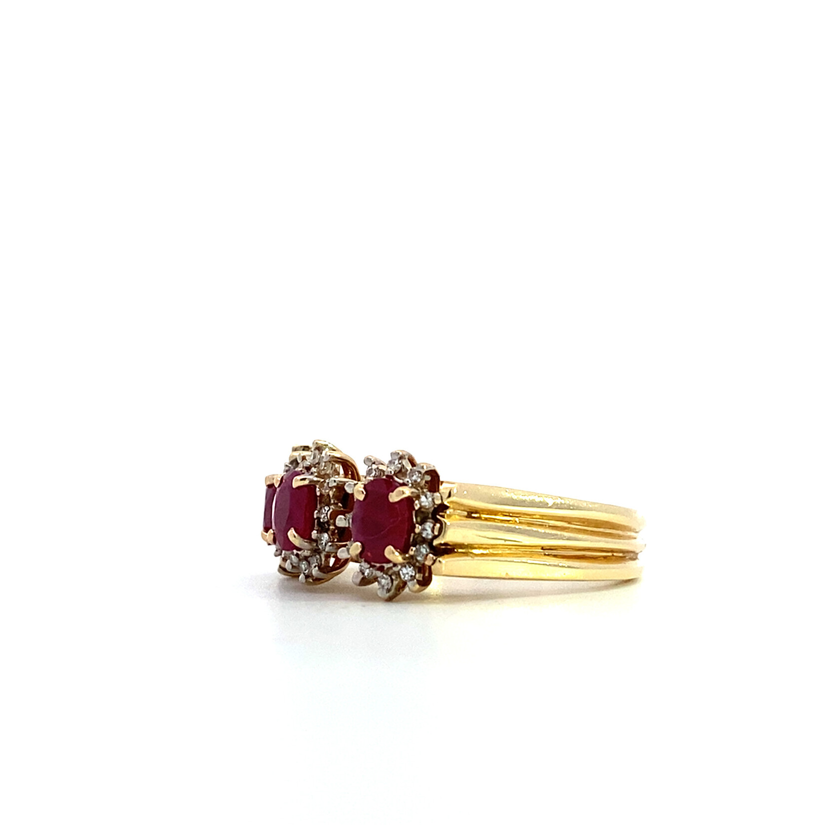 14K Yellow Gold Ruby and Diamond Halo ring size 6.75 R+/-1.25-1.50tw D+/-.36ctw
