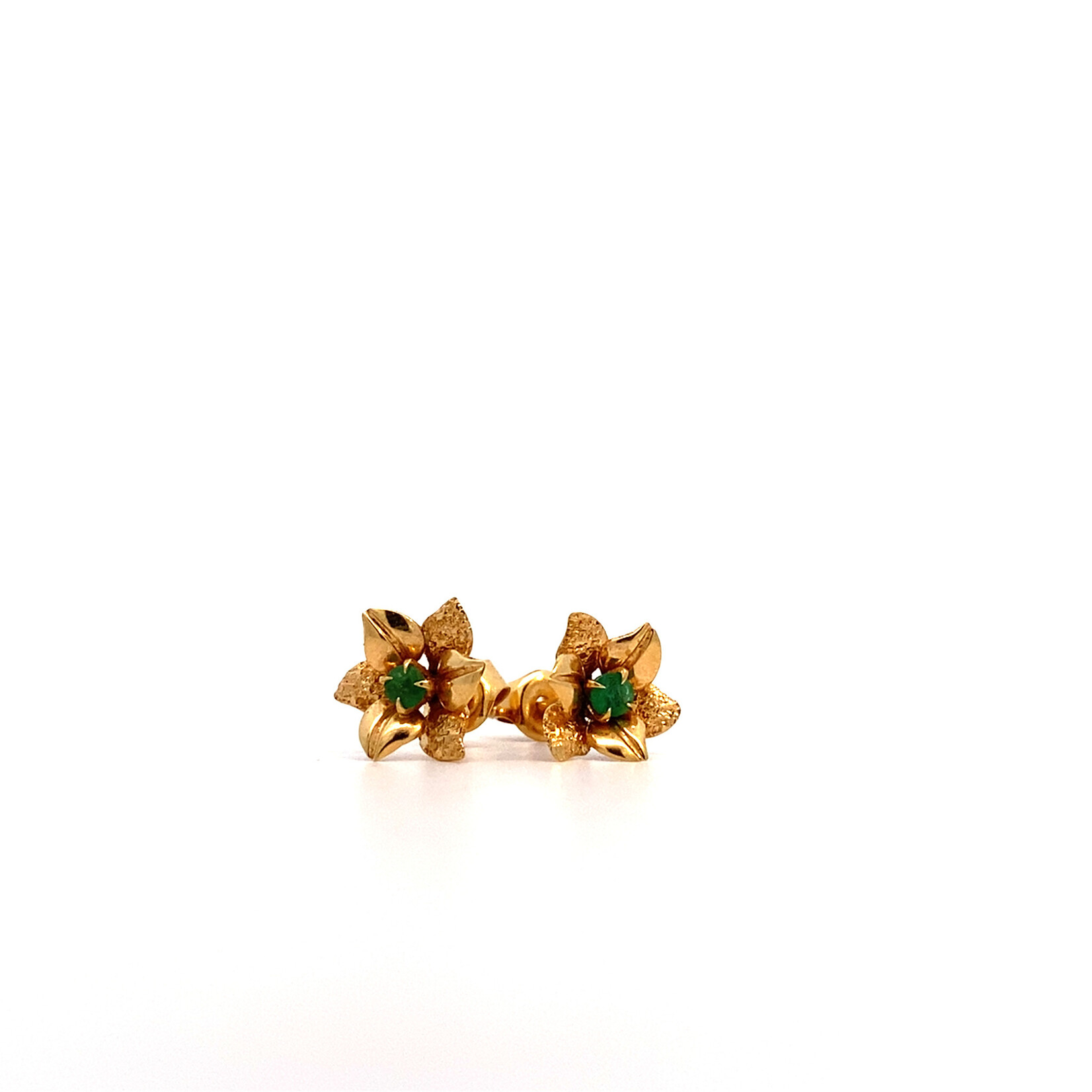 18K Yellow Gold Emerald Flower Earrings