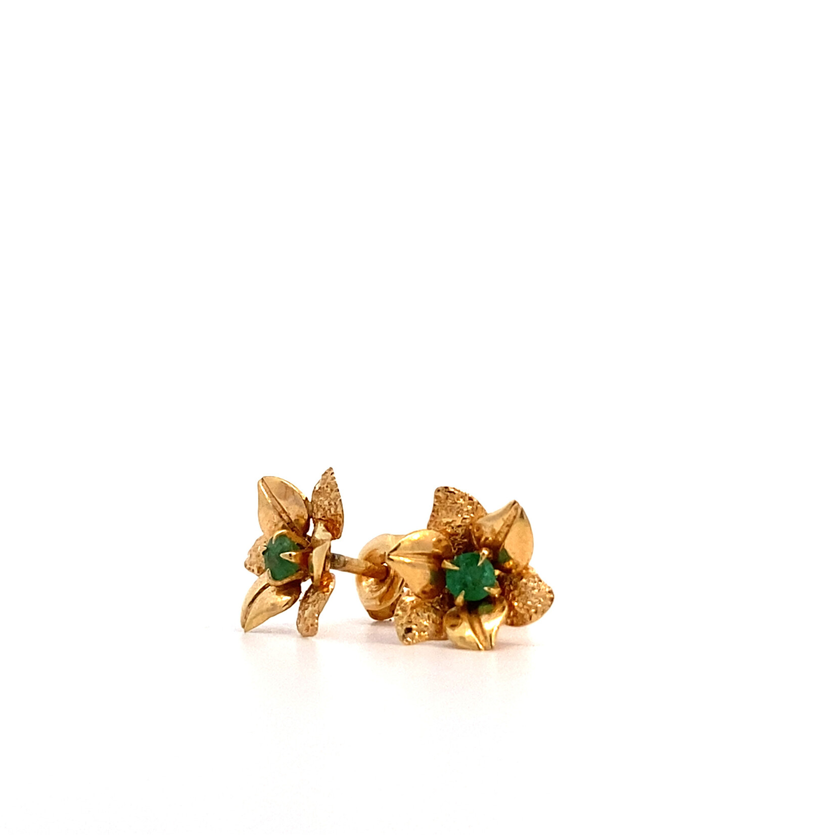 18K Yellow Gold Emerald Flower Earrings