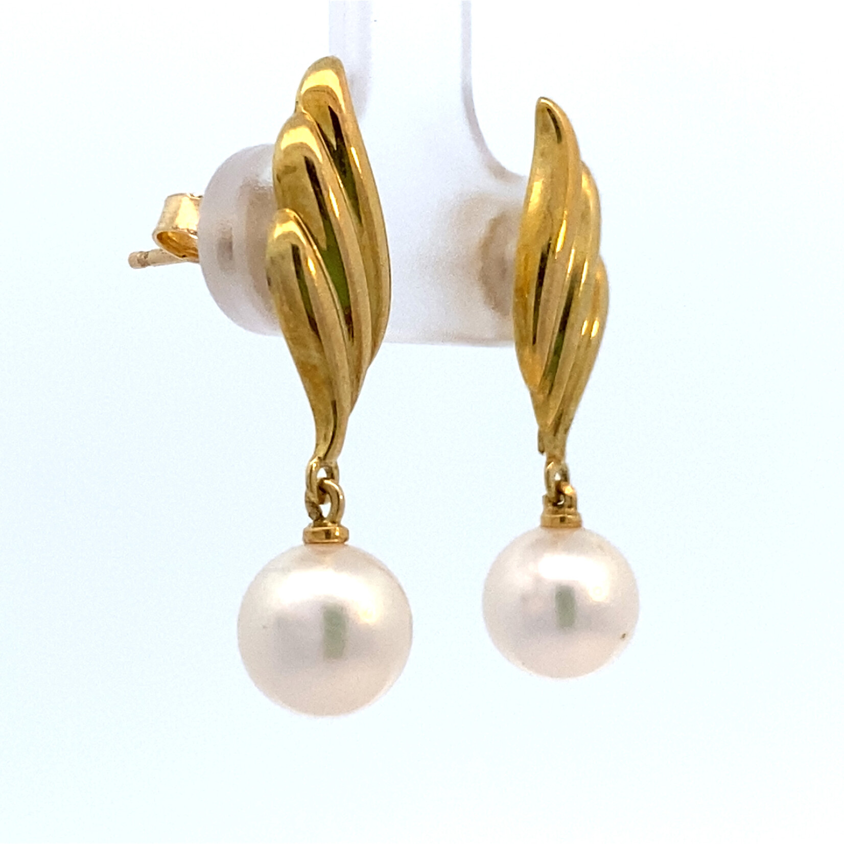 18K Yellow Gold Akoya Pearl Dangles