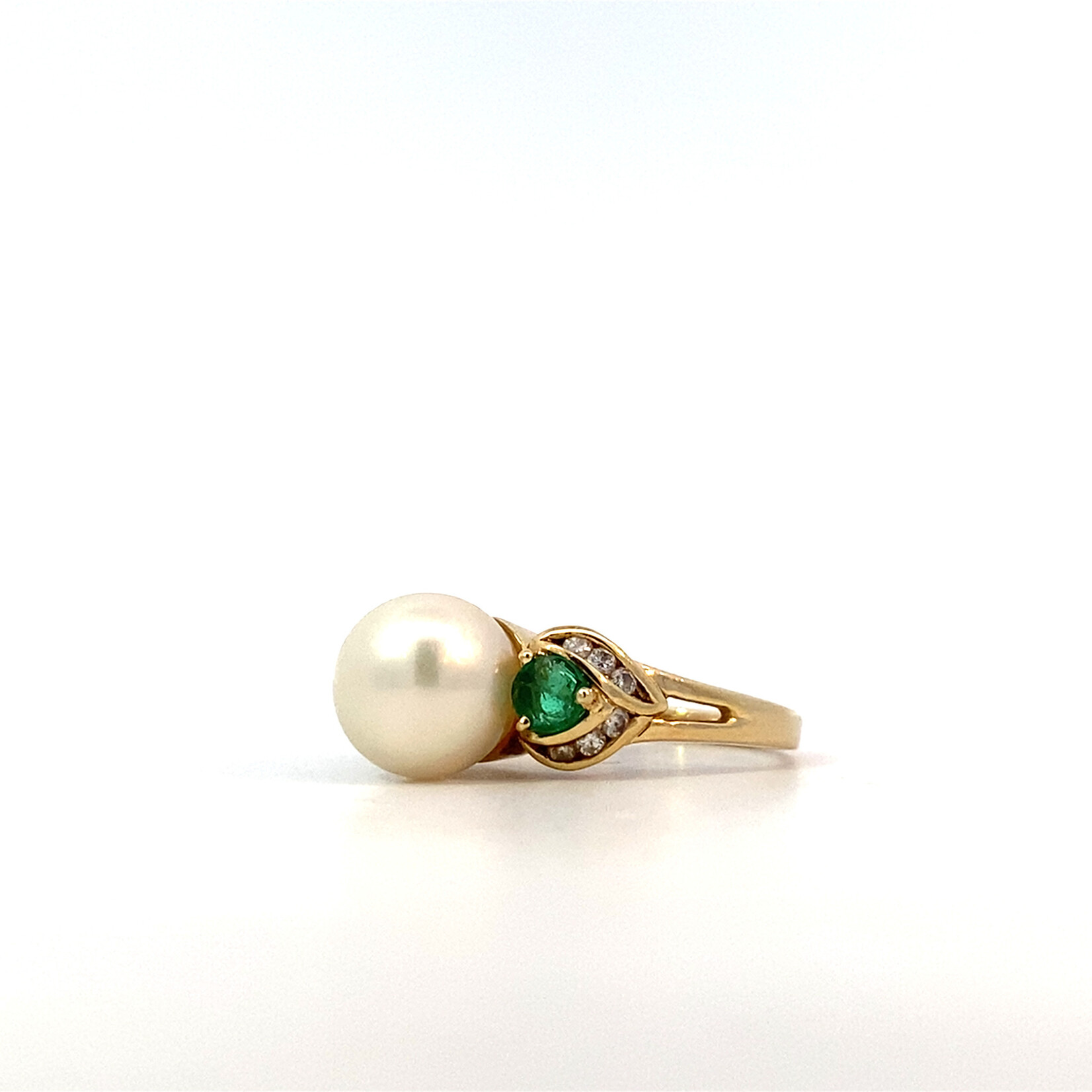 14K Yellow Gold Fresh Water Emerald & Diamond Ring sz4.75