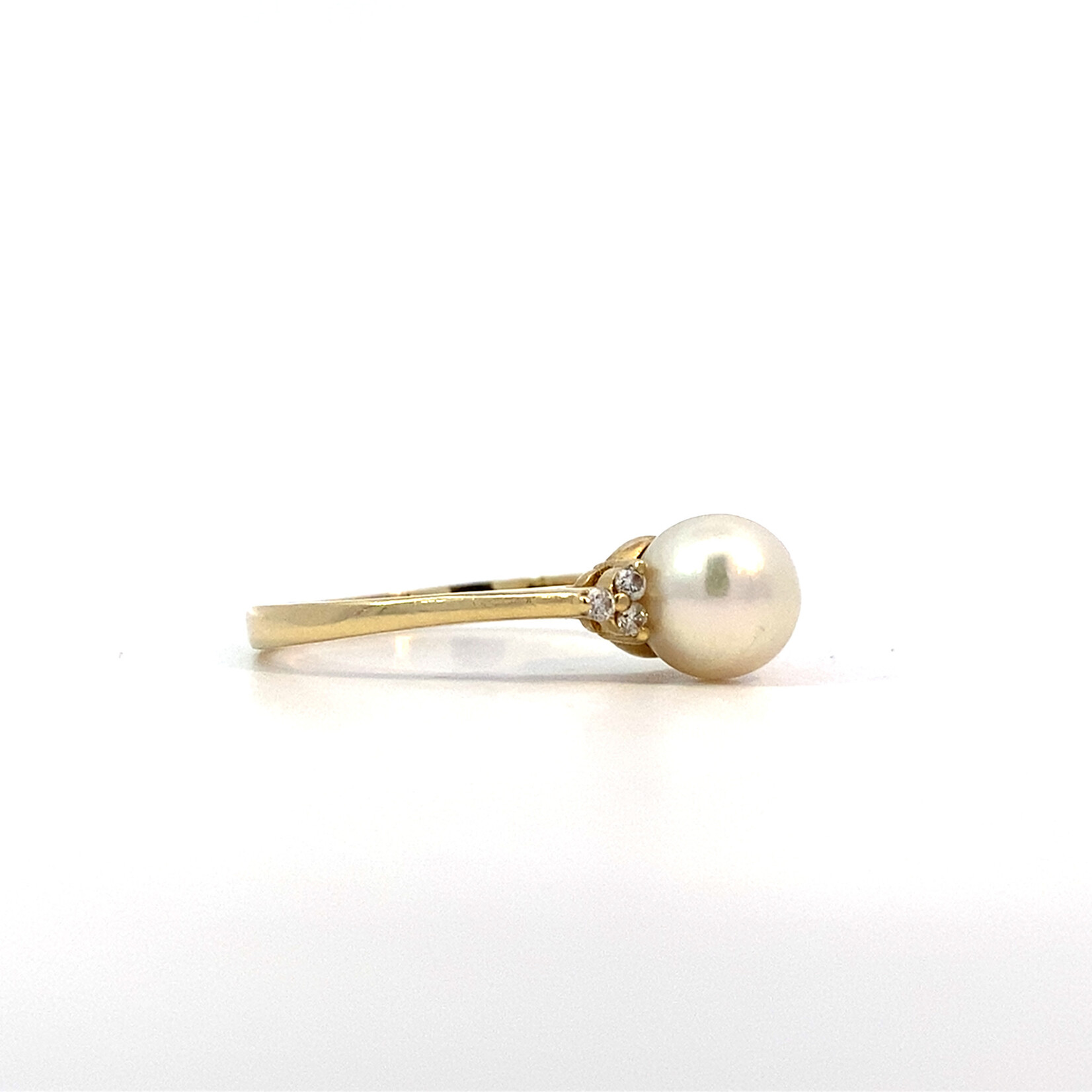 14K Yellow Gold Fresh Water Pearl & Diamond Ring sz9.5