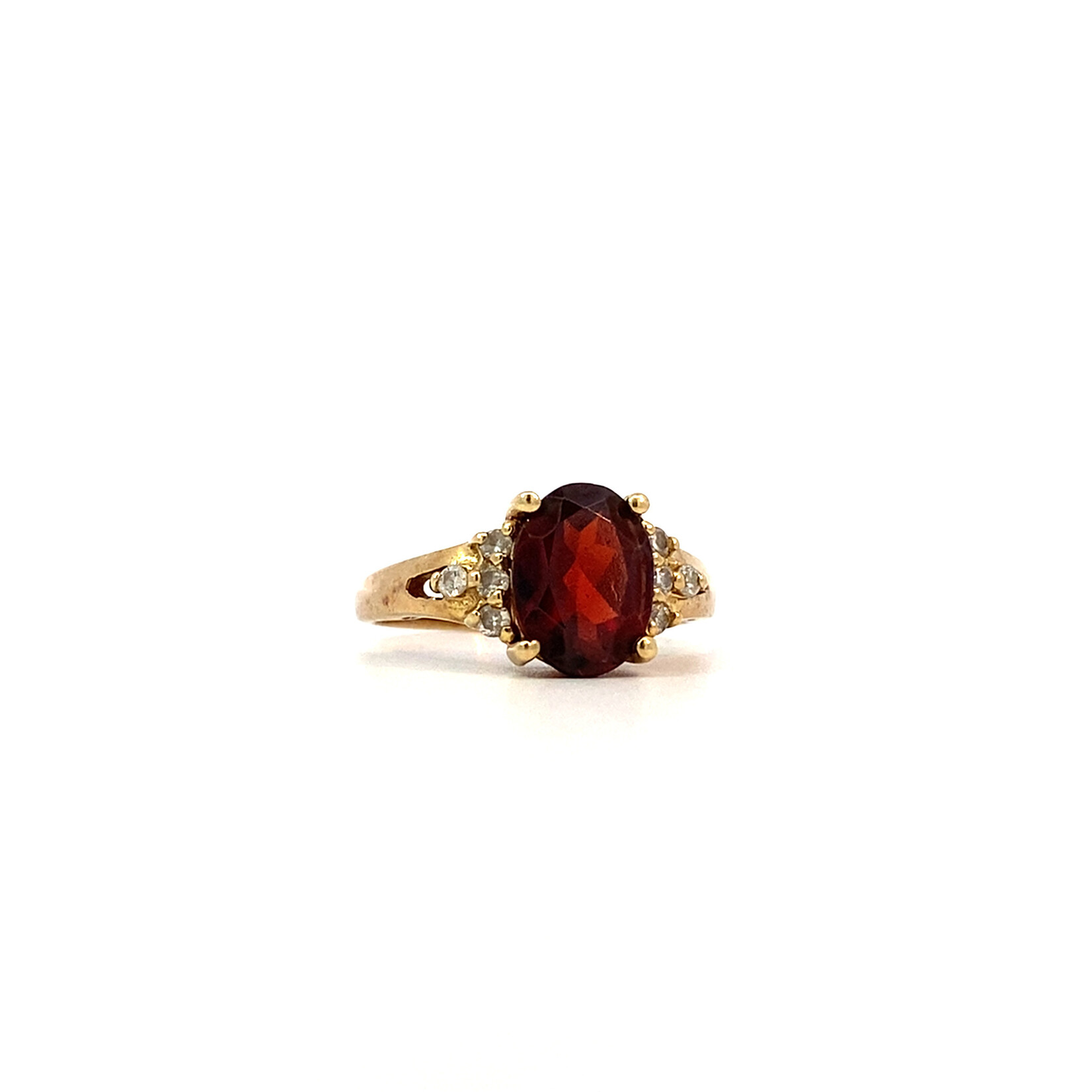 14K Yellow Gold Oval Garnet with Diamond accents sz5