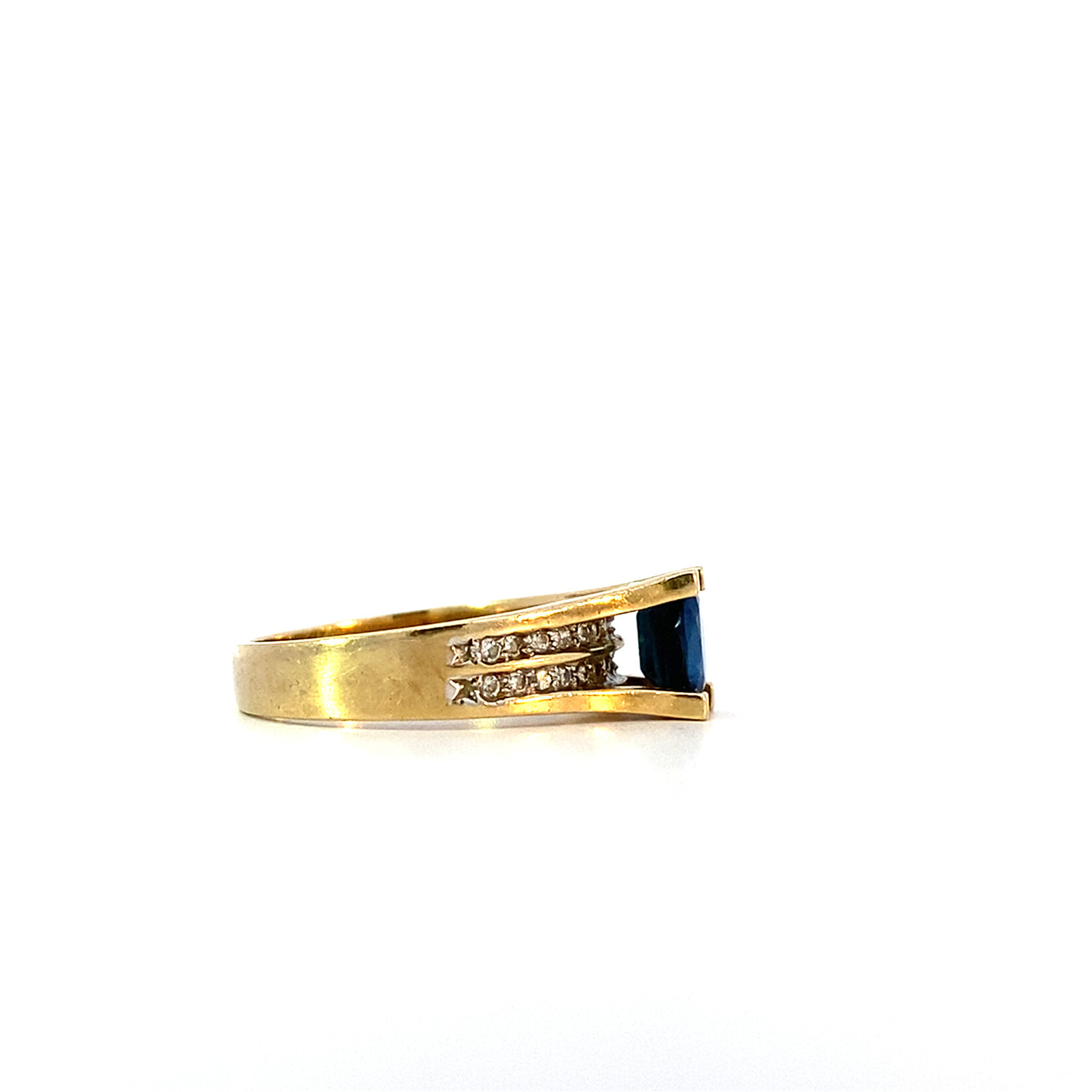 14K Yellow Gold Sapphire & Diamond Ring size 6
