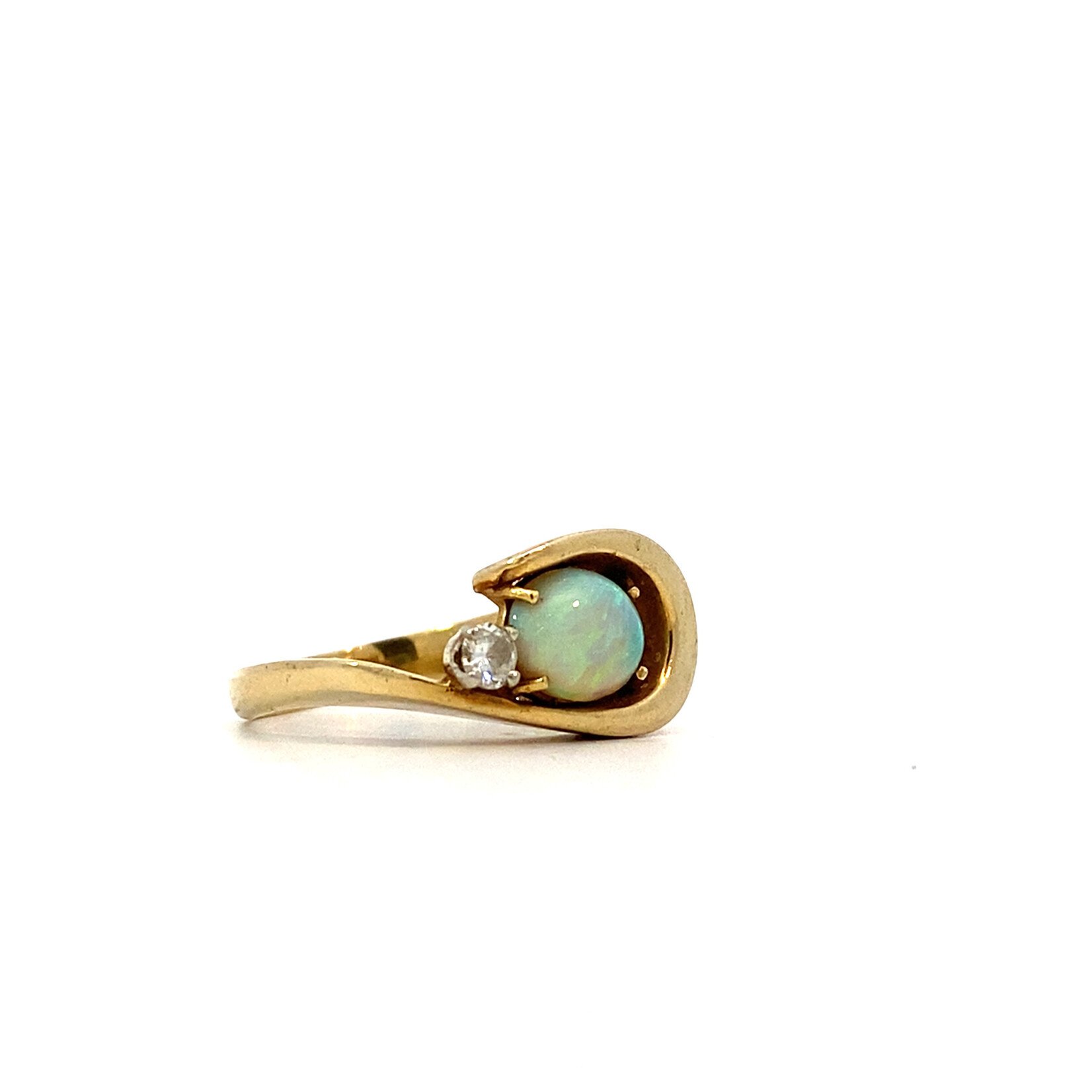 14K Yellow Gold Opal & Diamond Ring sz6.25 D +/-.11ct