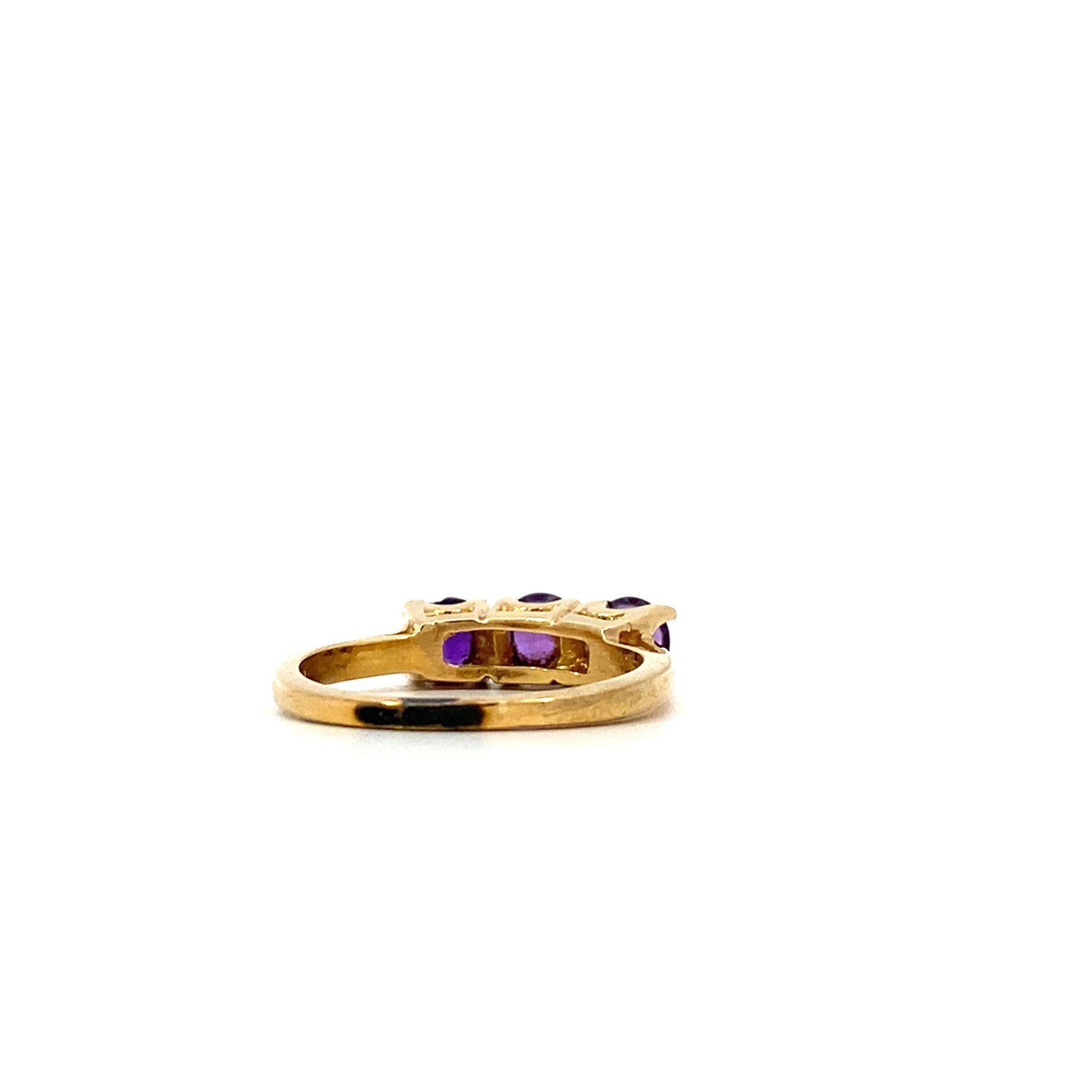 14K Yellow Gold 3 Stone Amethyst Ring sz7.25