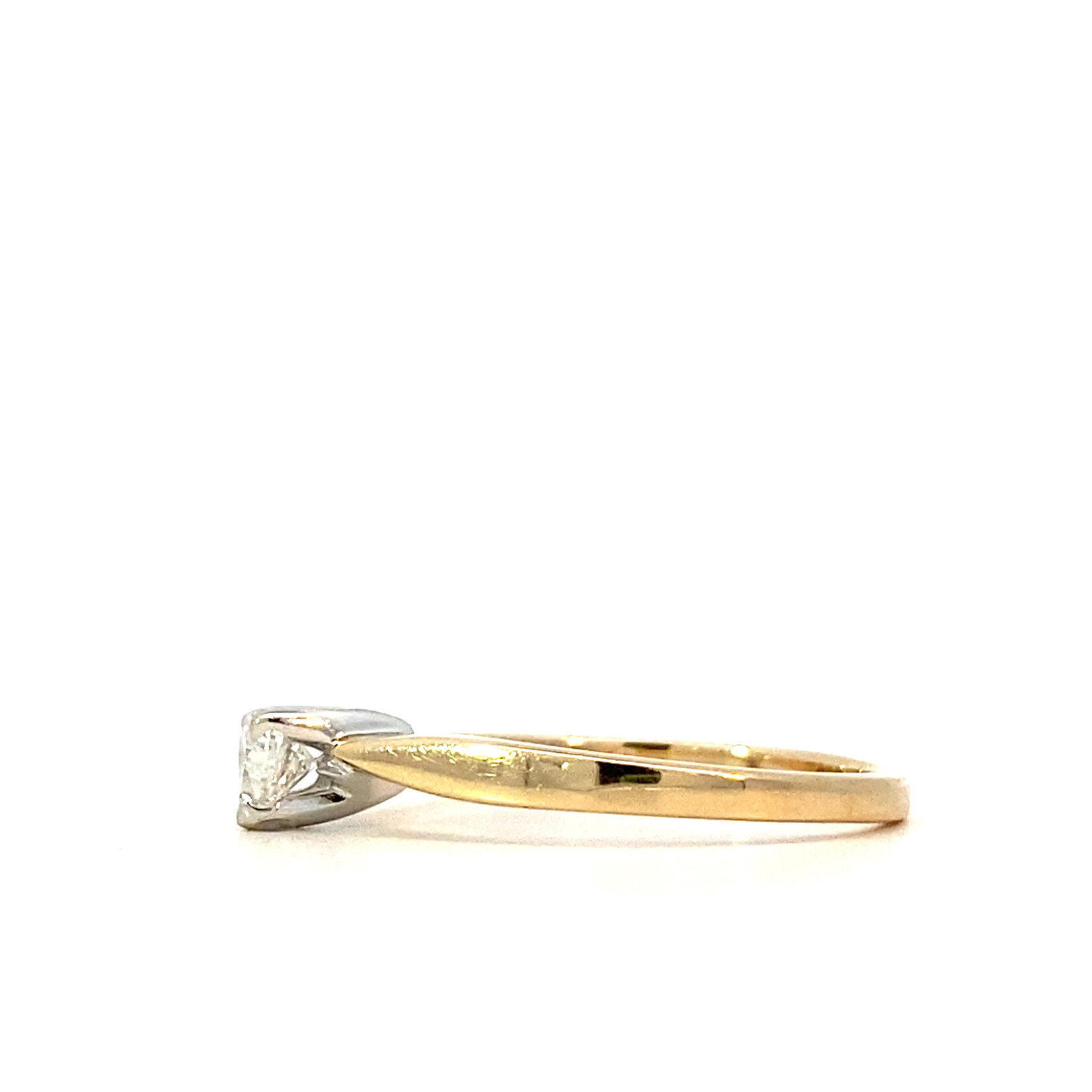 14K Yellow Gold Heart Shaped Diamond Solitaire ring d+/-.32ct sz 7