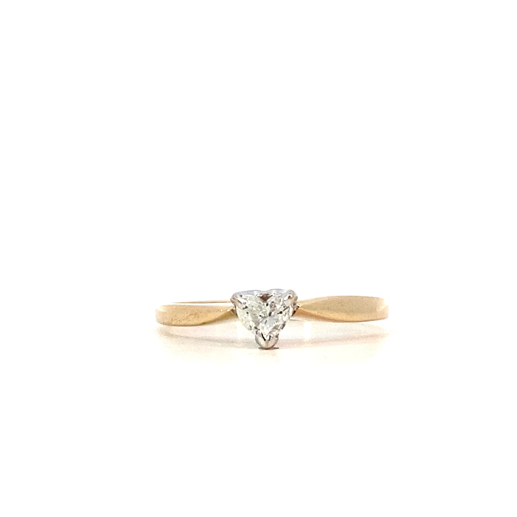 14K Yellow Gold Heart Shaped Diamond Solitaire ring d+/-.32ct sz 7