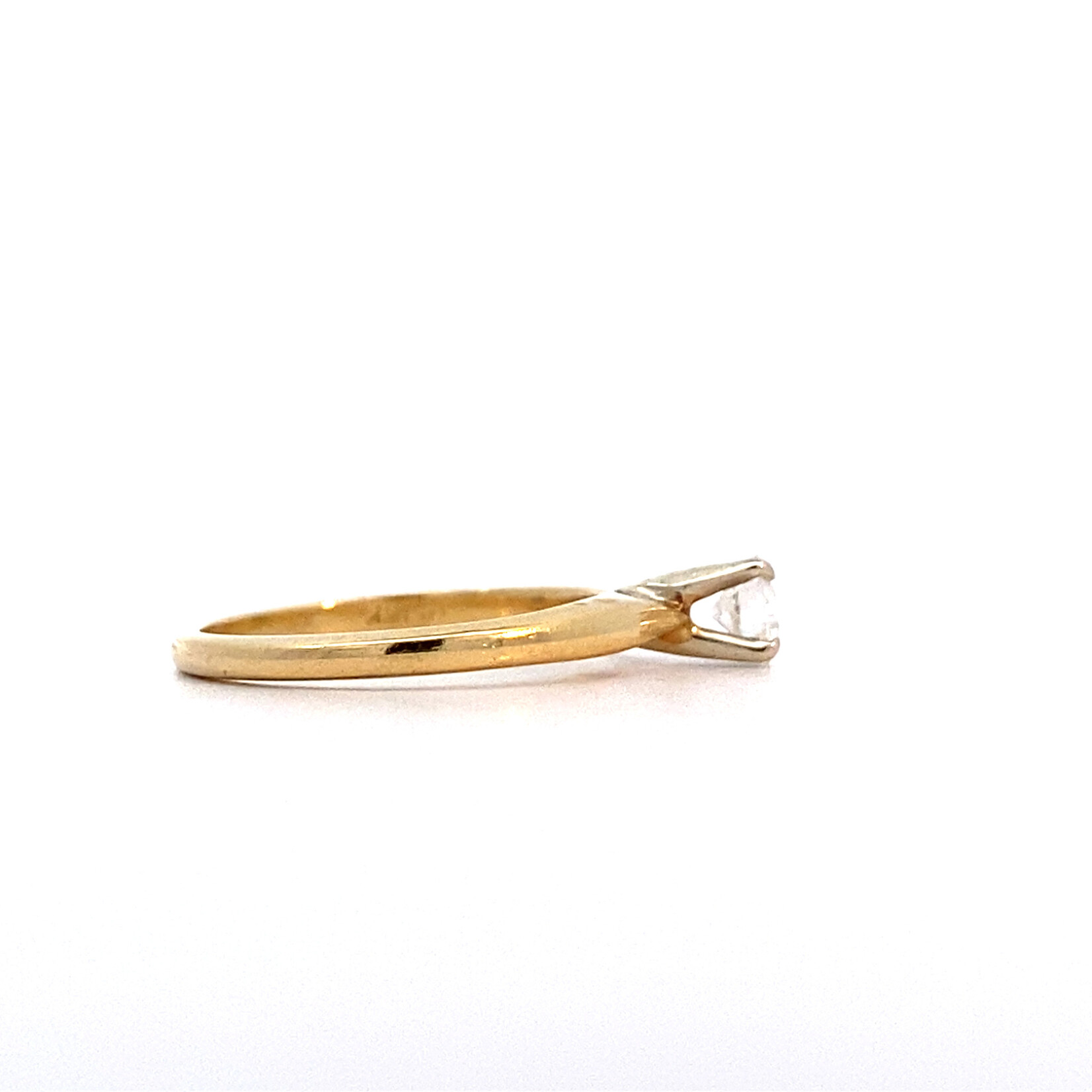 18K Yellow Gold Diamond ring size 5 +/-.33ct