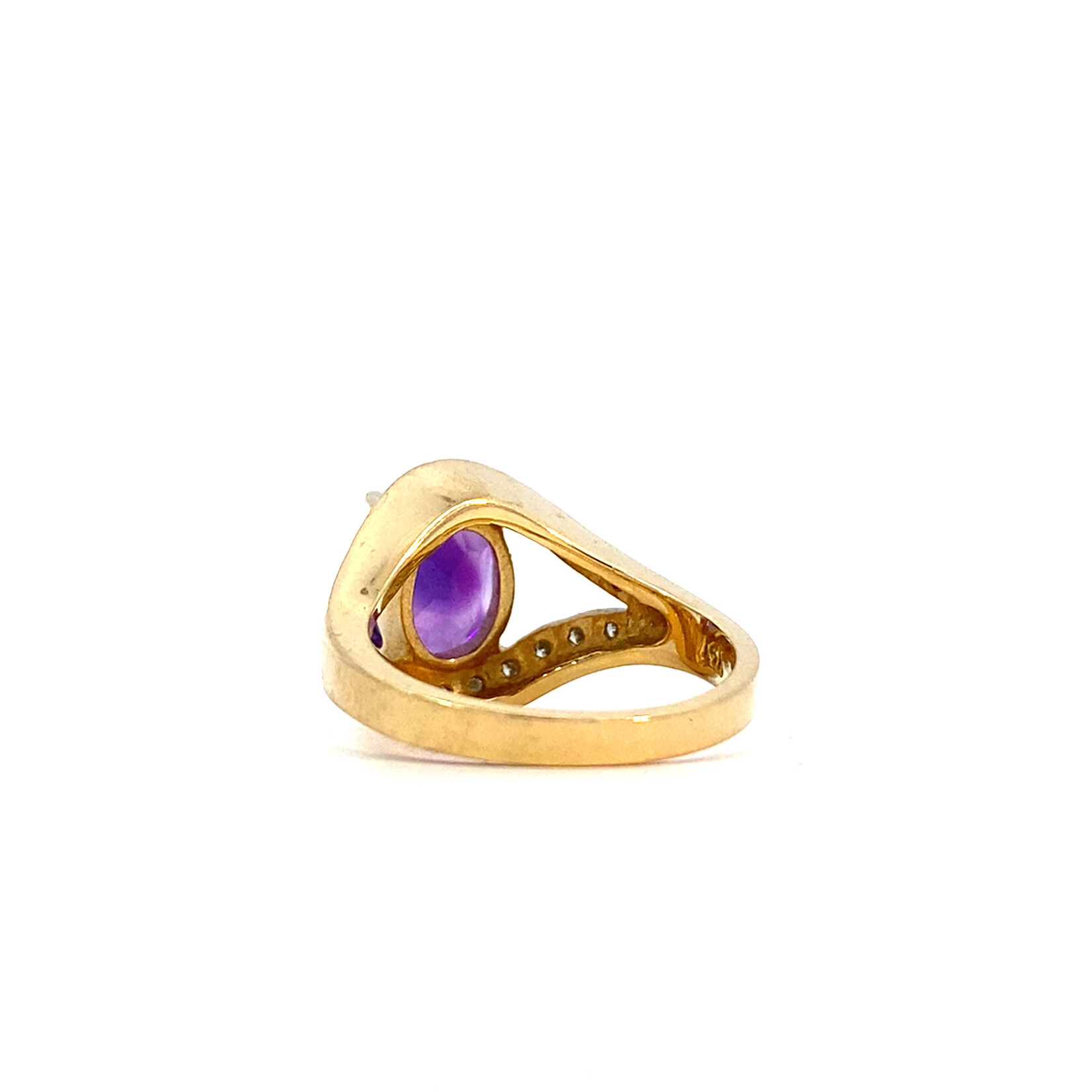 14K Yellow Gold Amethyst & Diamond Ring size 6 D+/-.17