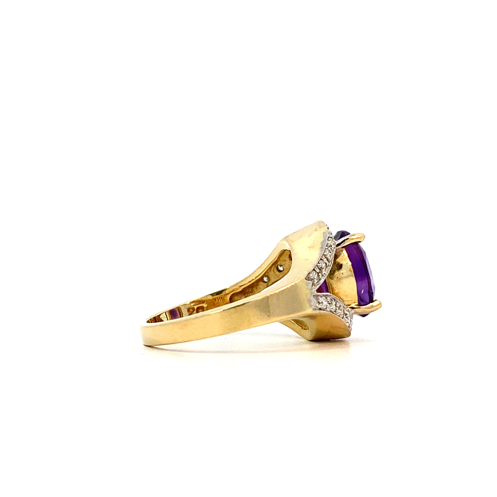 14K Yellow Gold Amethyst & Diamond Ring size 6 D+/-.17