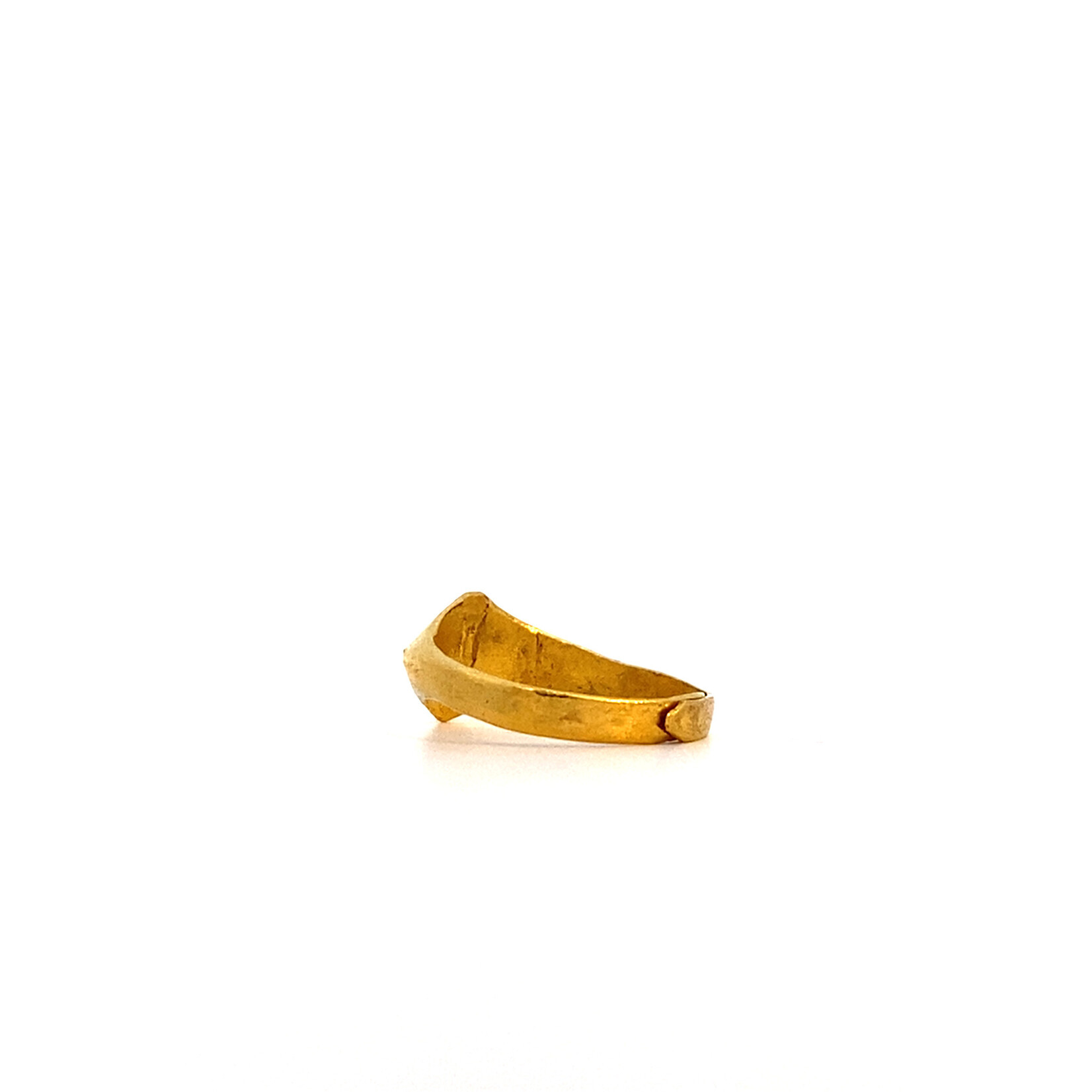 24K Yellow Gold Diamond Shape Signet Ring sz2