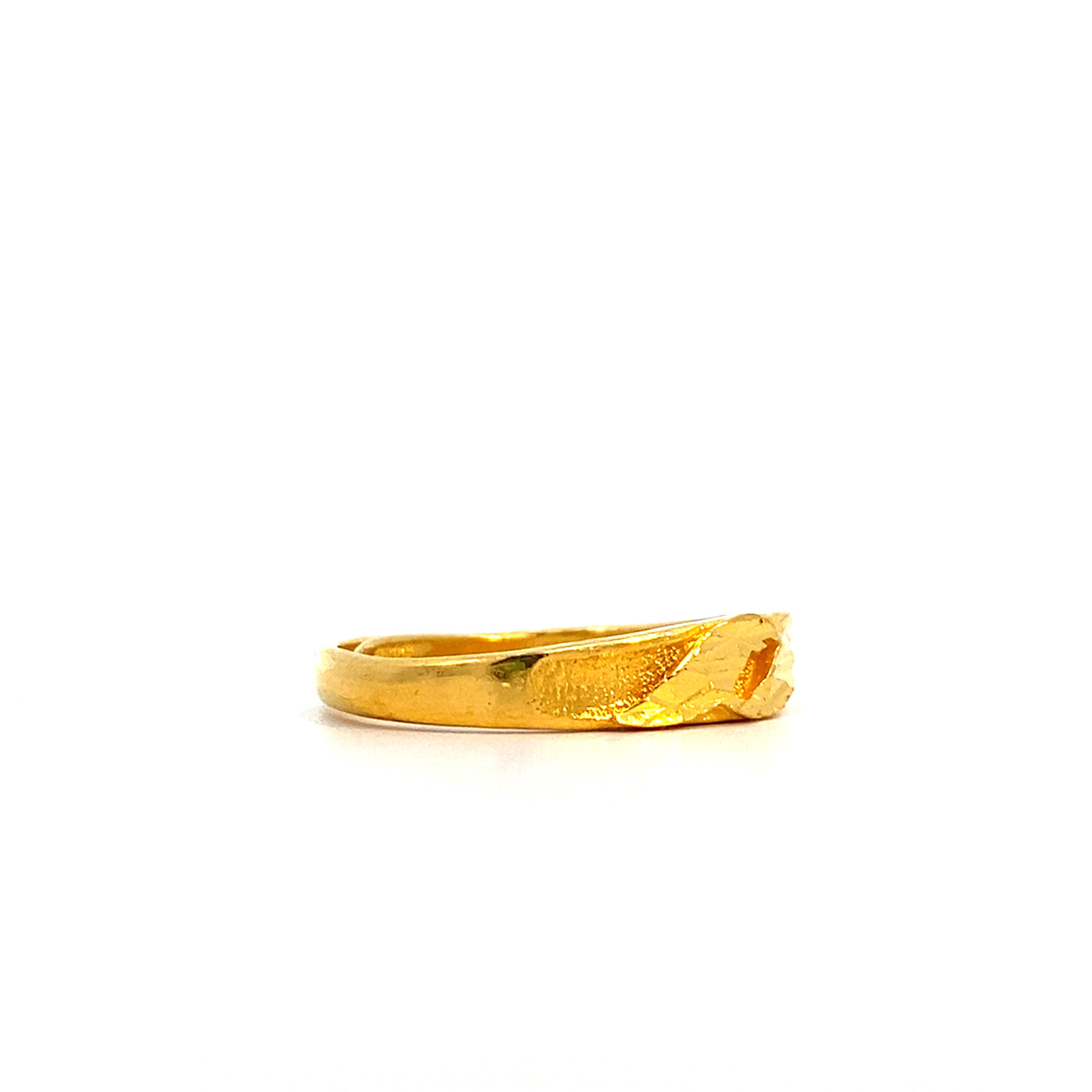 24K Yellow Gold Diamond Cut Design Ring sz7.5