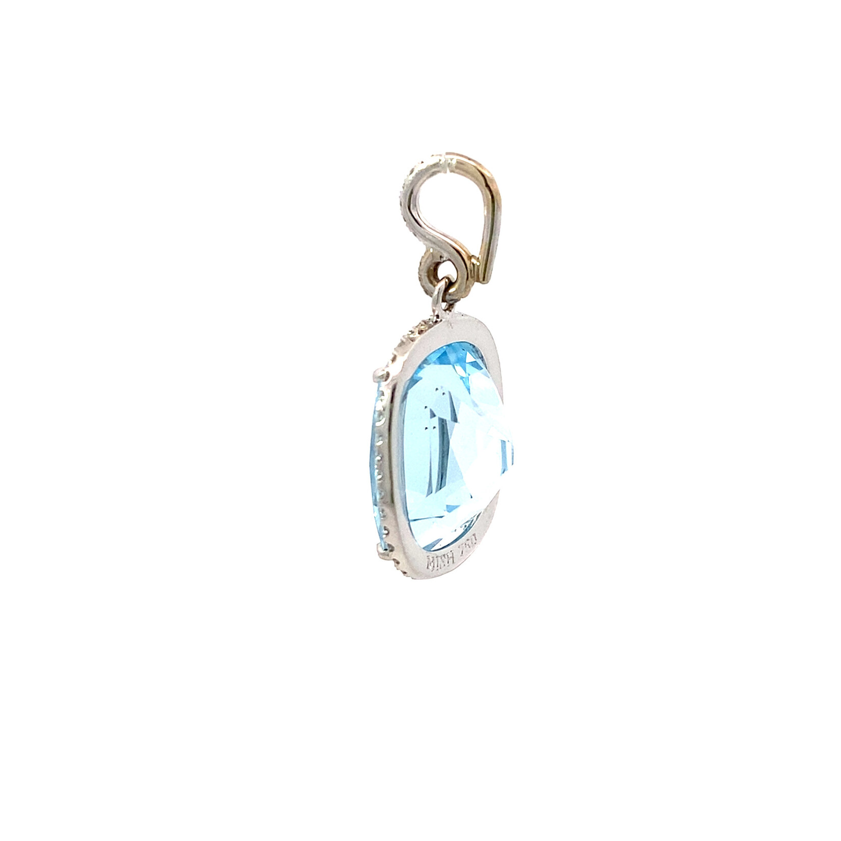 18K White Gold Blue Topaz Pendant