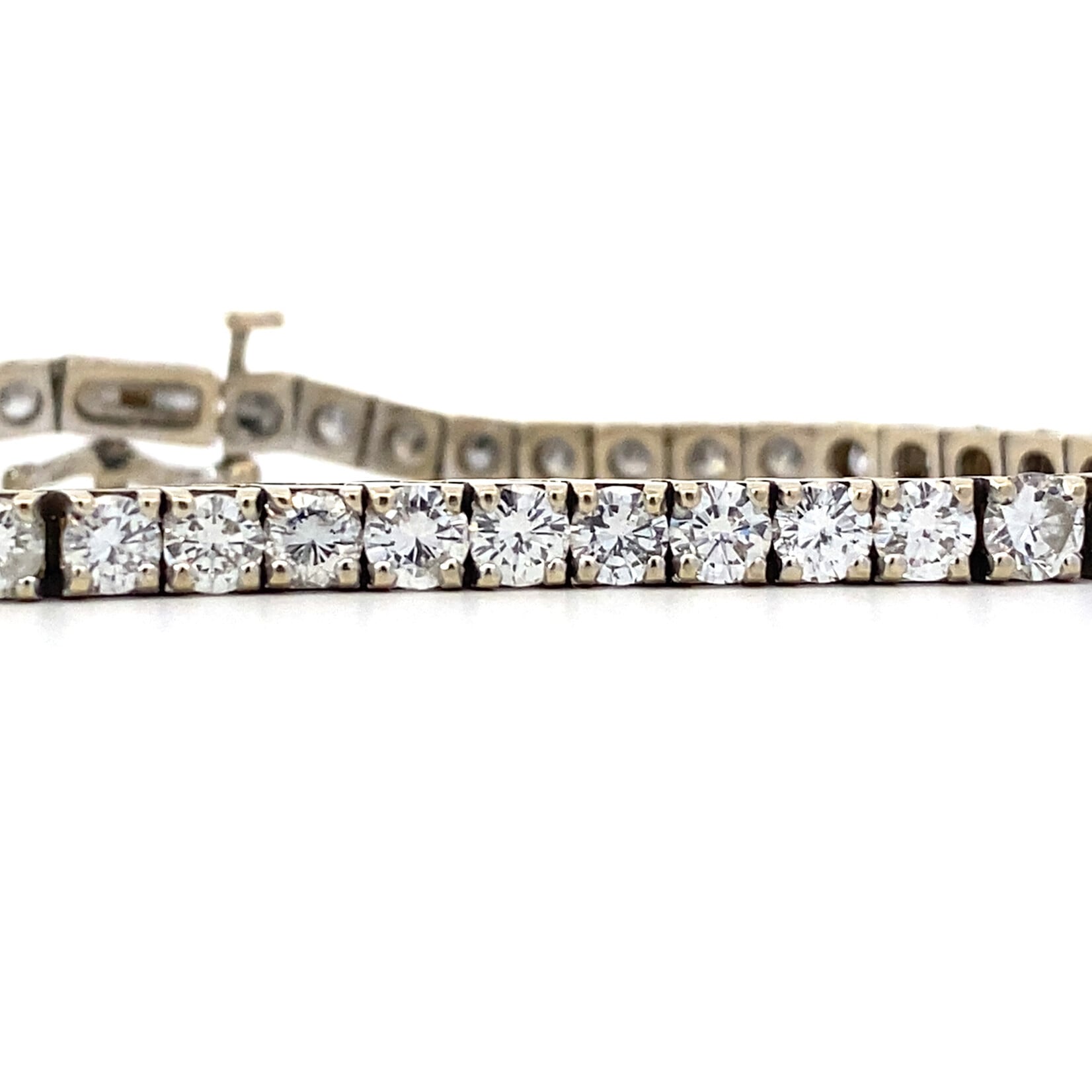 14K White Gold 6.5" Diamond Tennis bracelet 7.91ct (Has Orig. Apprasial on File)