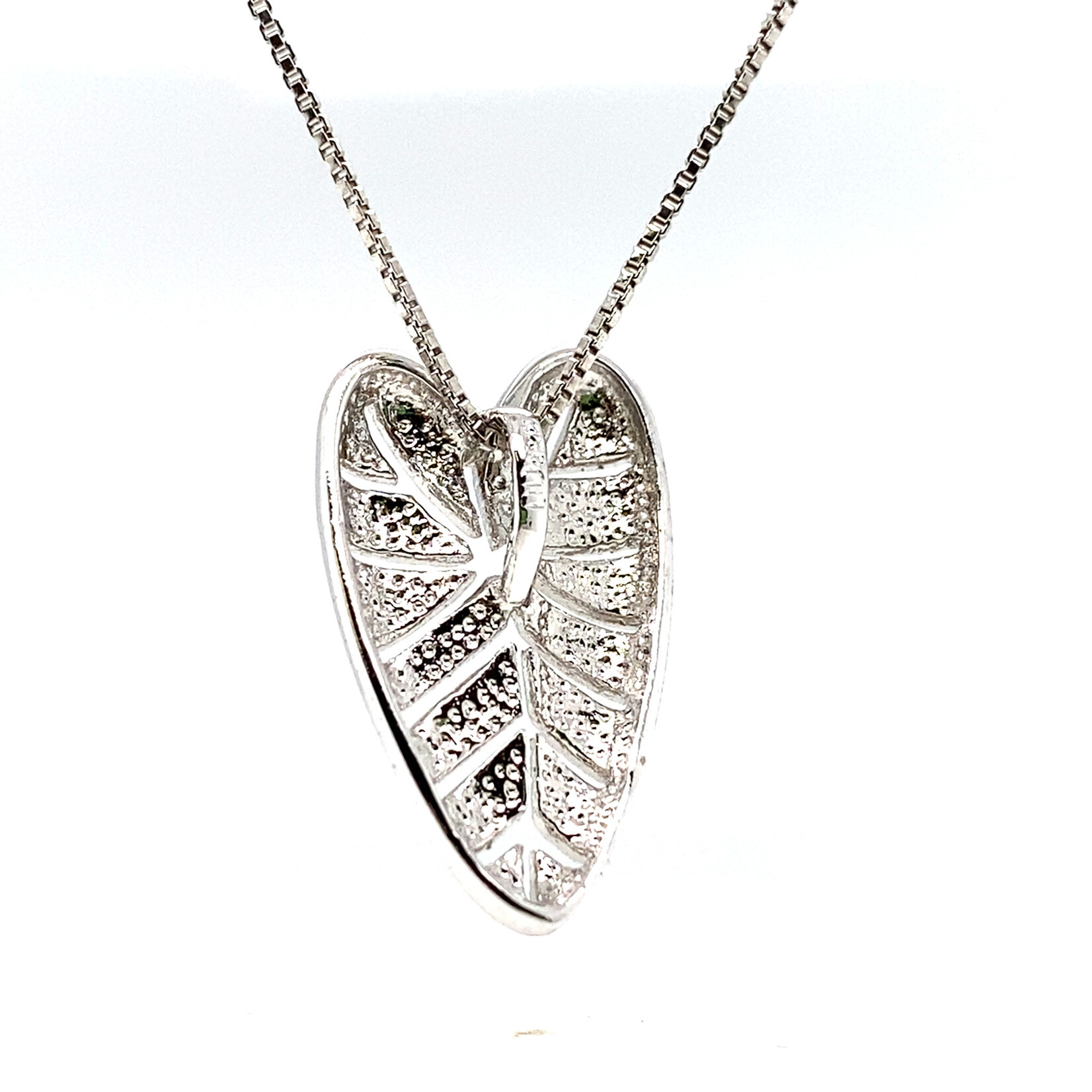 Sterling Silver 25mm Taro Leaf pendant w/16"box chain