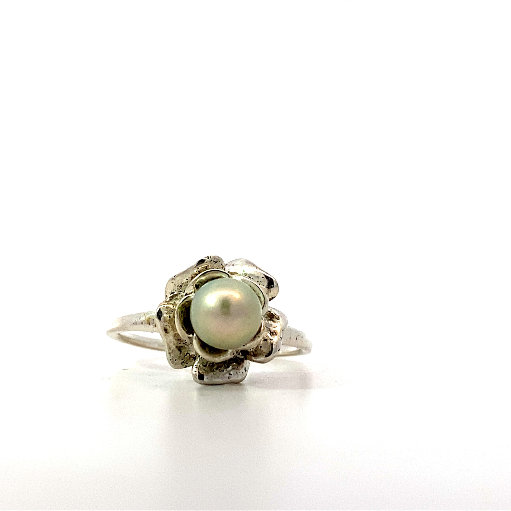 Sterling Silver Fresh Water Pearl Flower Ring sz7