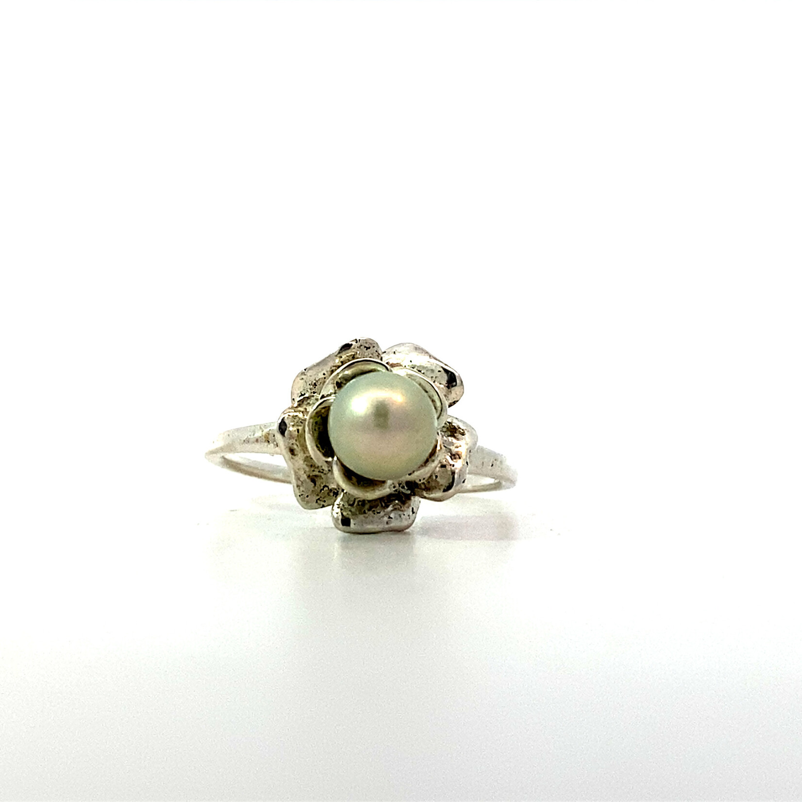 Sterling Silver Fresh Water Pearl Flower Ring sz7