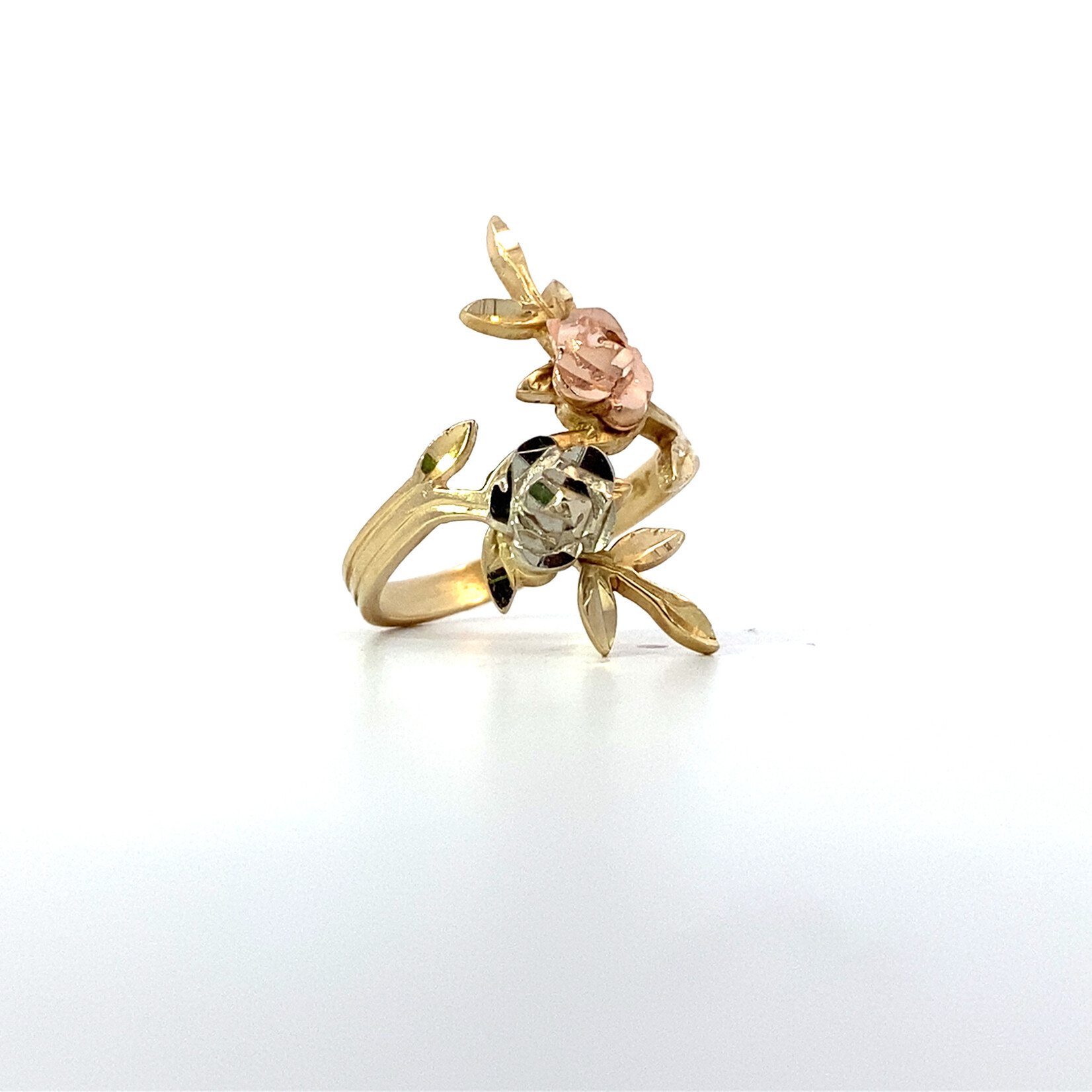 14K Tri Color Rose Ring sz5.5