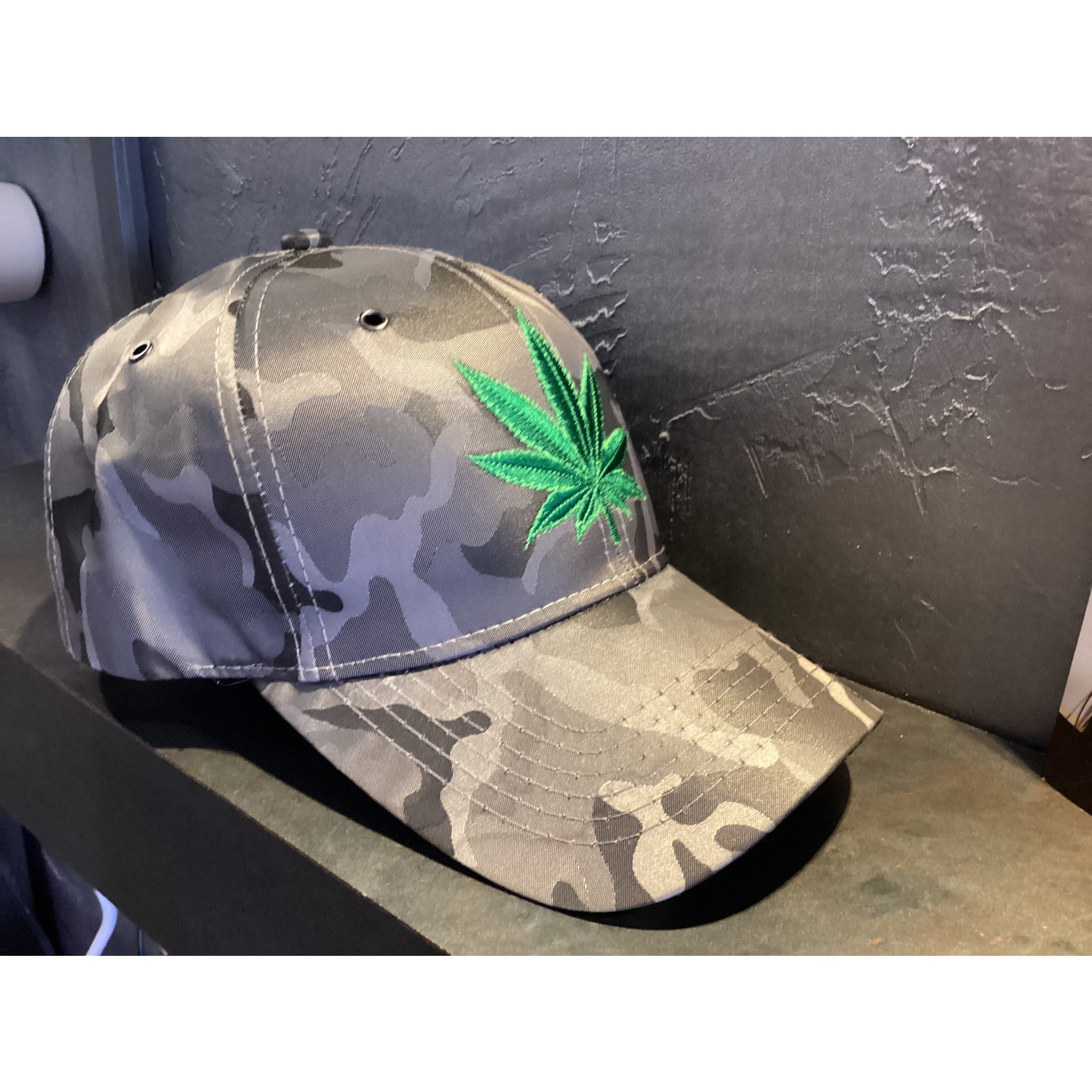 Camo pot leaf hat