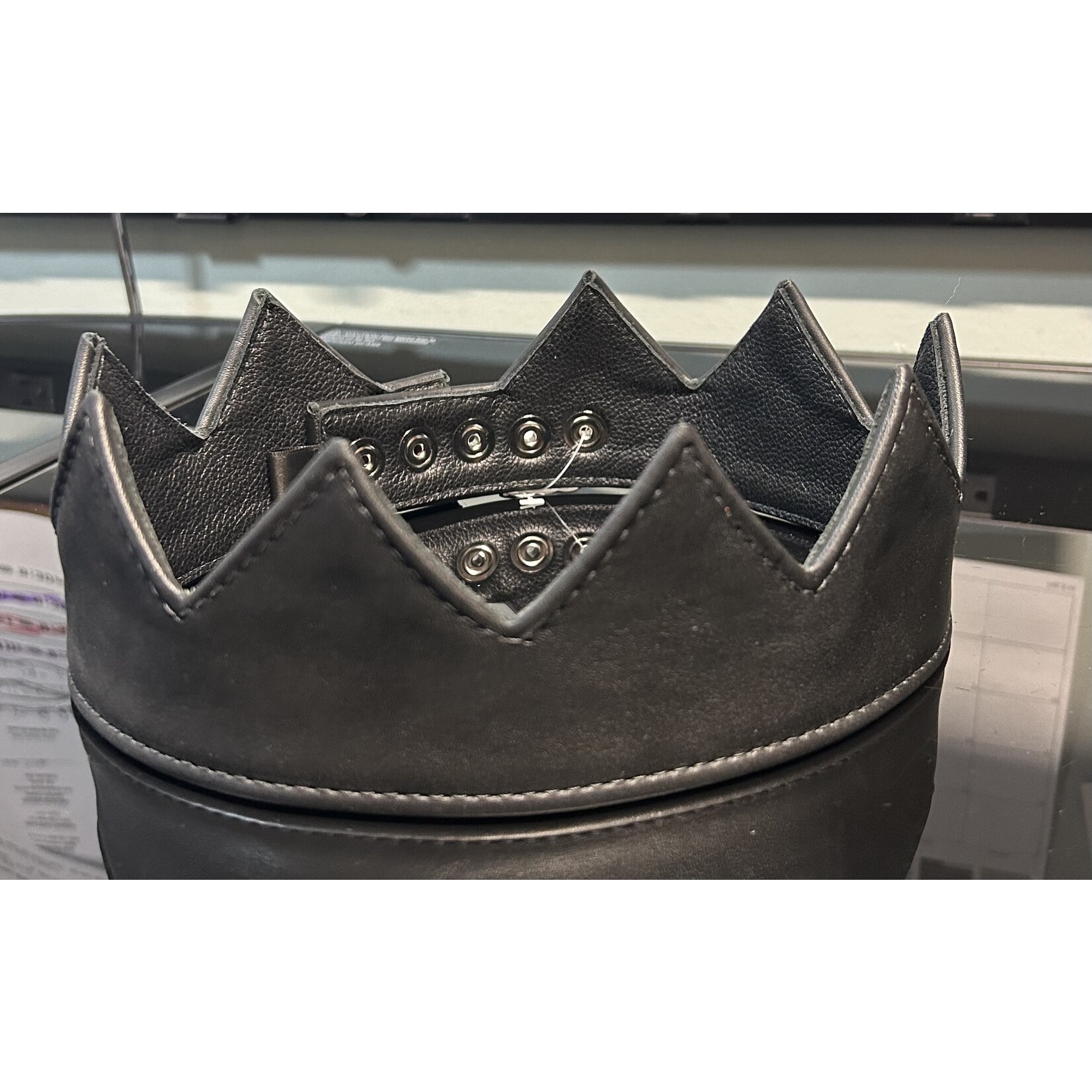 P&C Creations P&C Creations Leather Crown