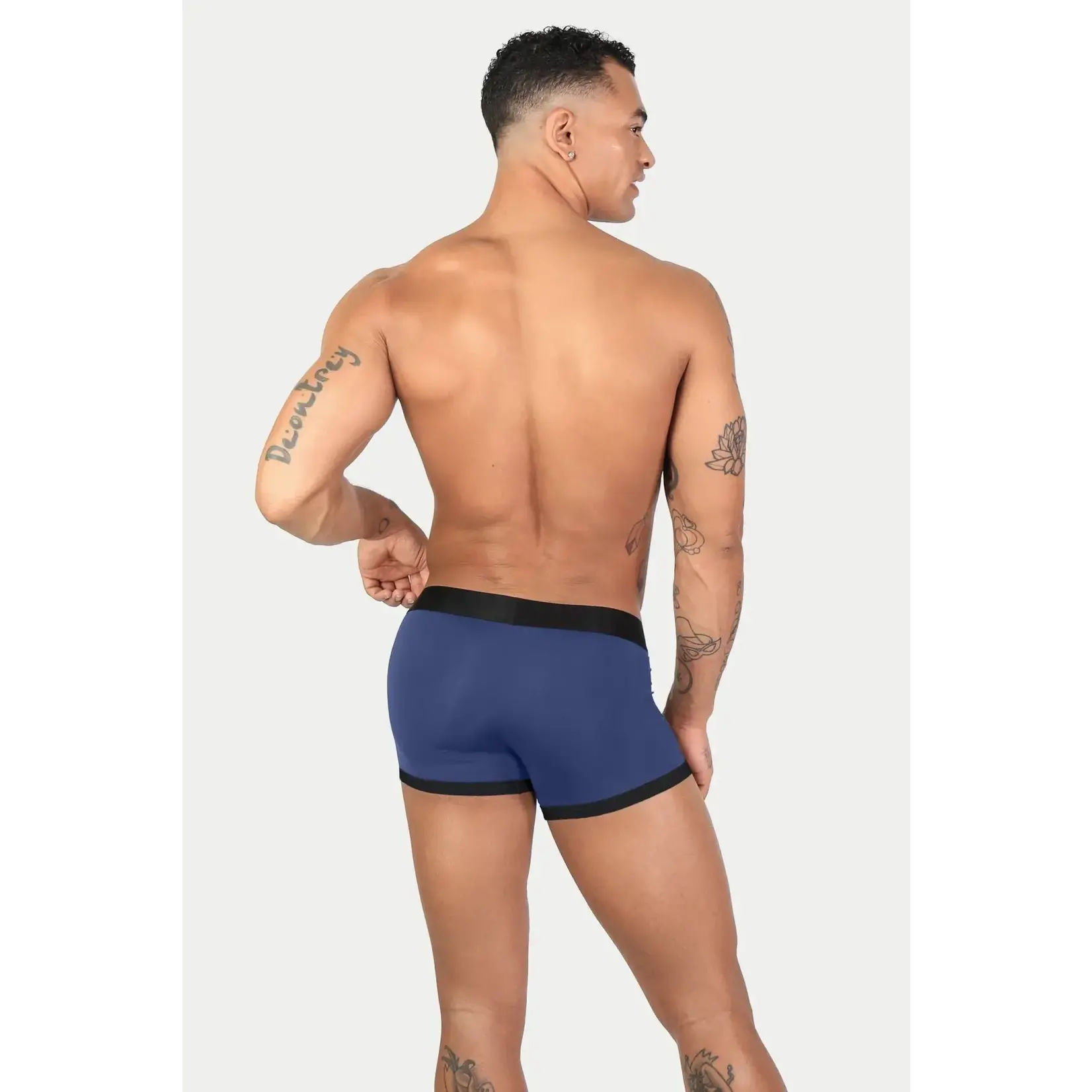 AWRY AWRY - STANDOUT Trunks - Navy