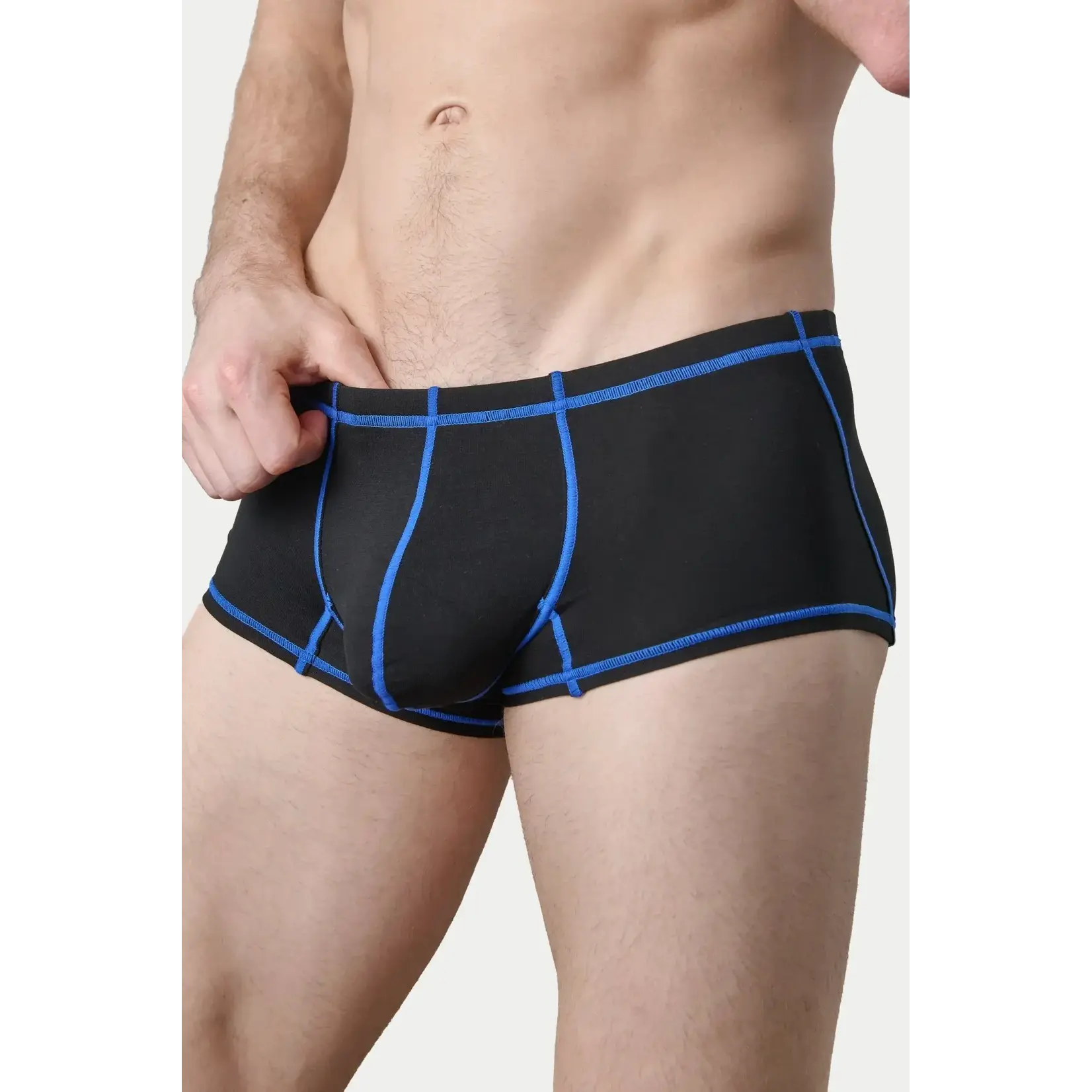 AWRY AWRY - ACCENT Trunk - Black