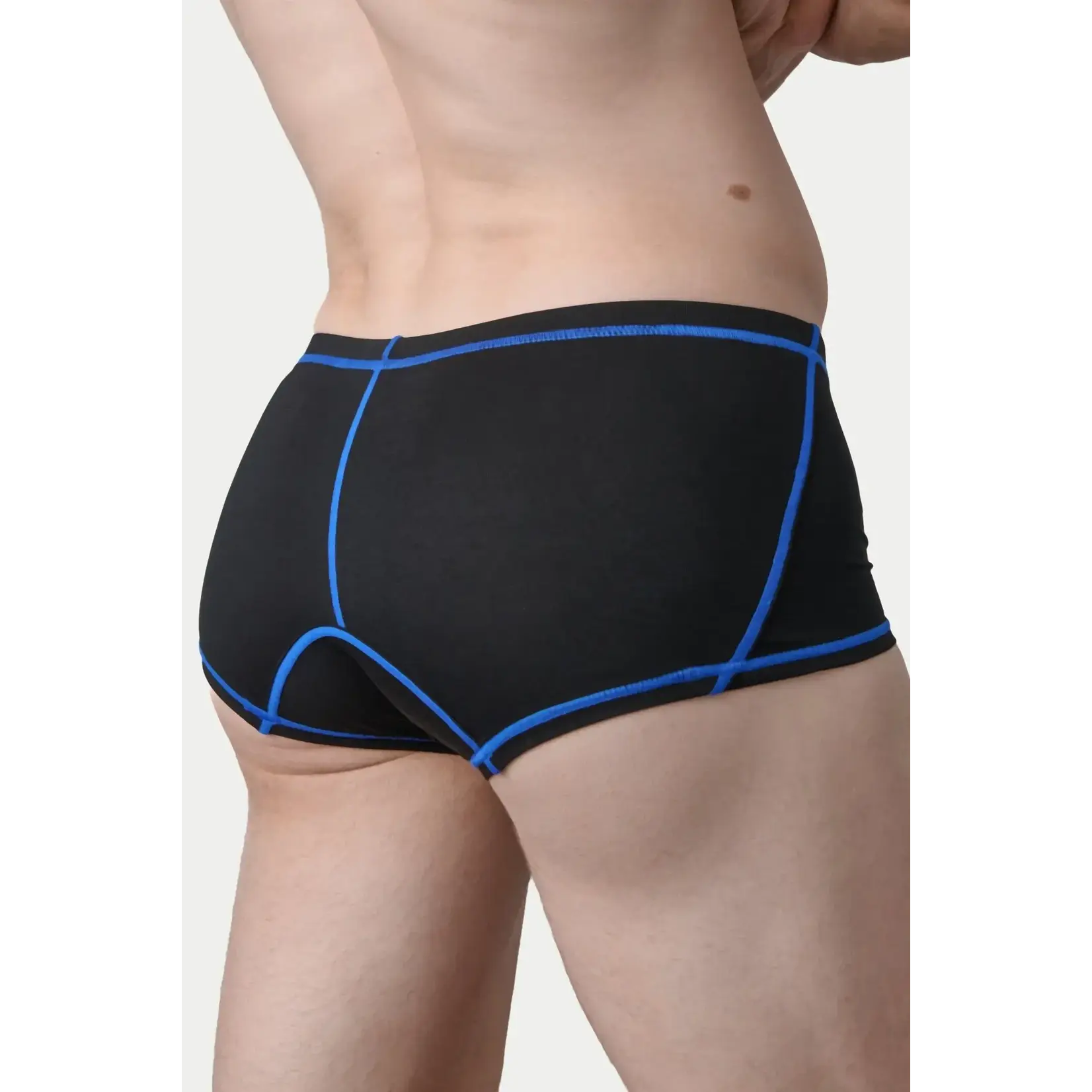 AWRY AWRY - ACCENT Trunk - Black