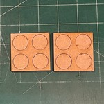 Pair of 20mm Rounds 2x2 4 Figure Tray