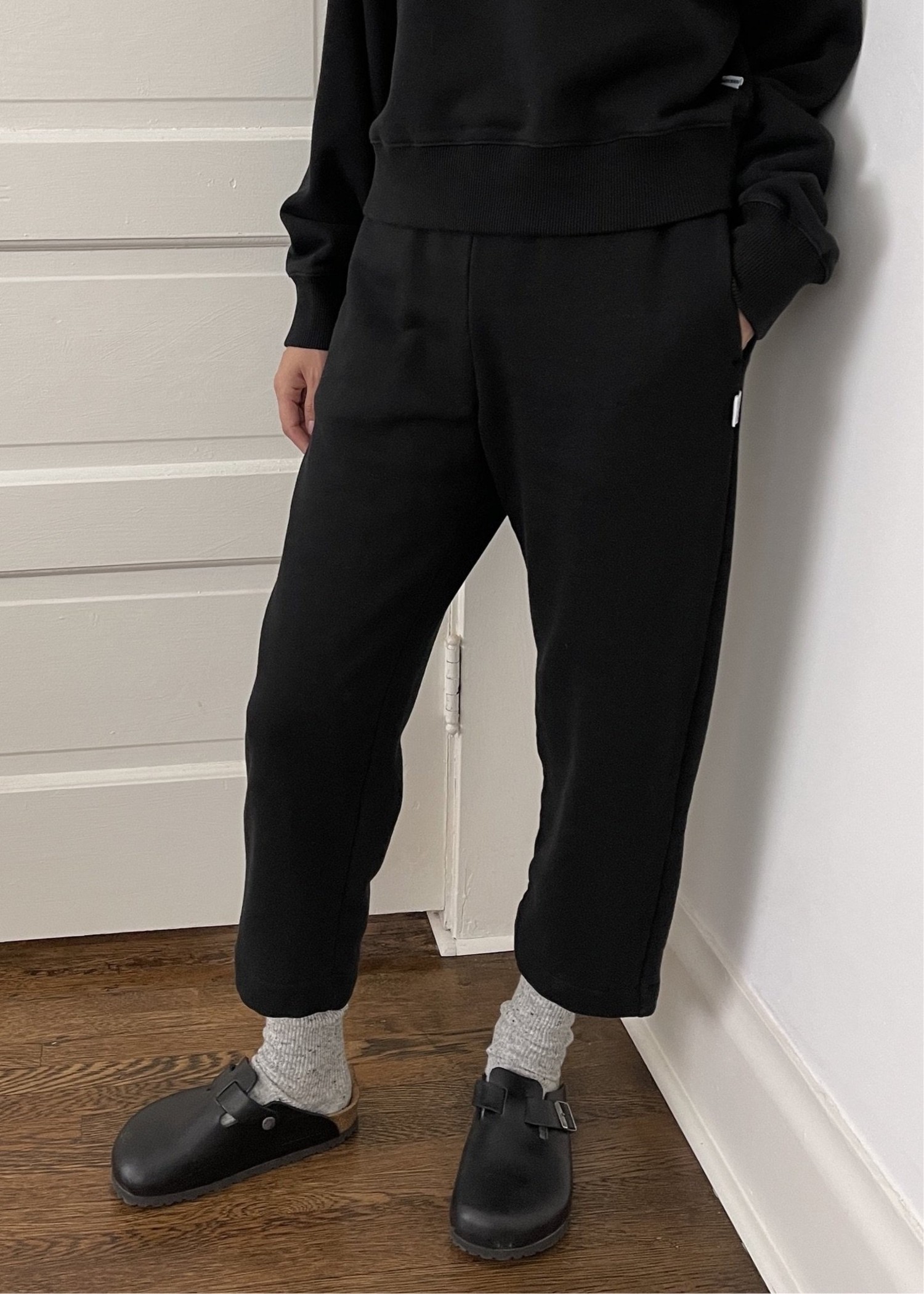 Essential Barrel Joggers - The Cove 