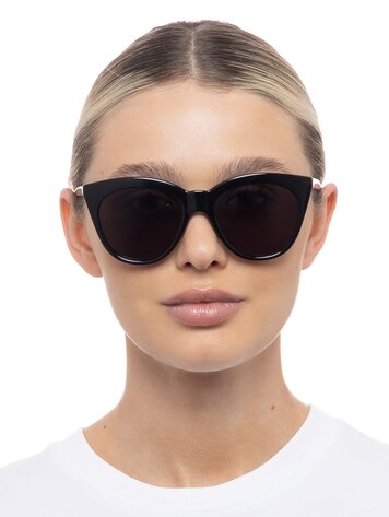 Le Specs Halfmoon Magic Sunglasses