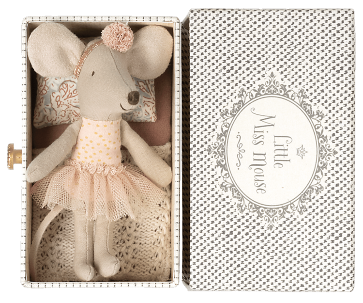 Maileg Maileg  Little Sister Dance Mouse in Daybed