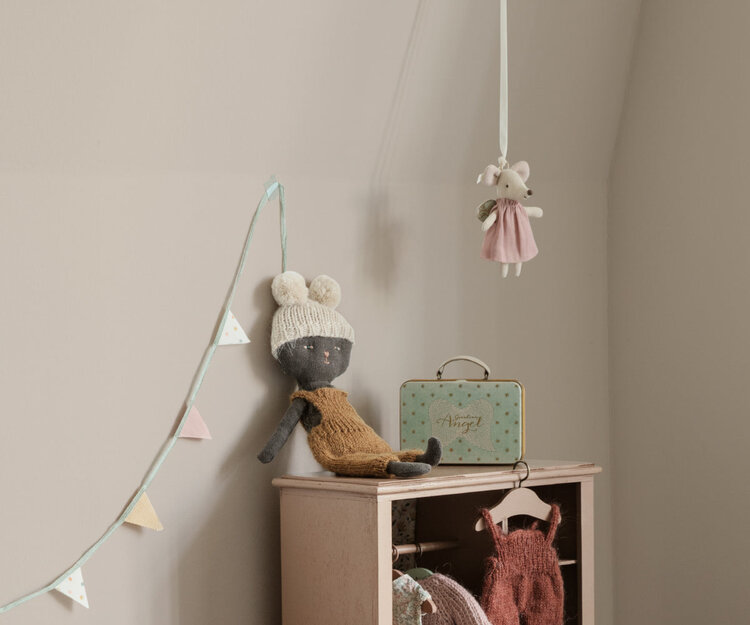 Maileg Little Sister Angel Mouse in Suitcase