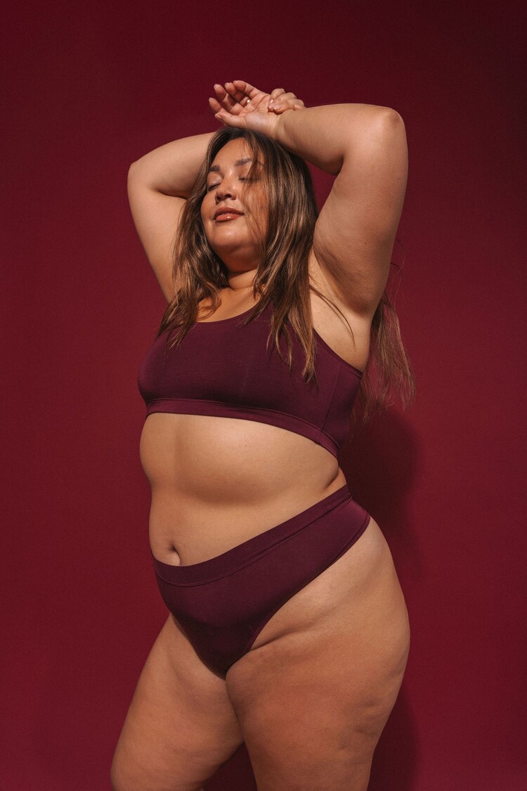 Huha Special Edition Maroon - Thong