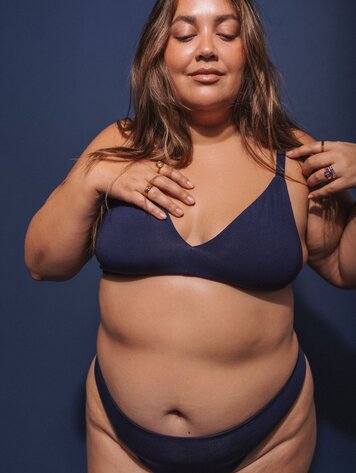 Huha Special Edition Navy - Triangle Bra