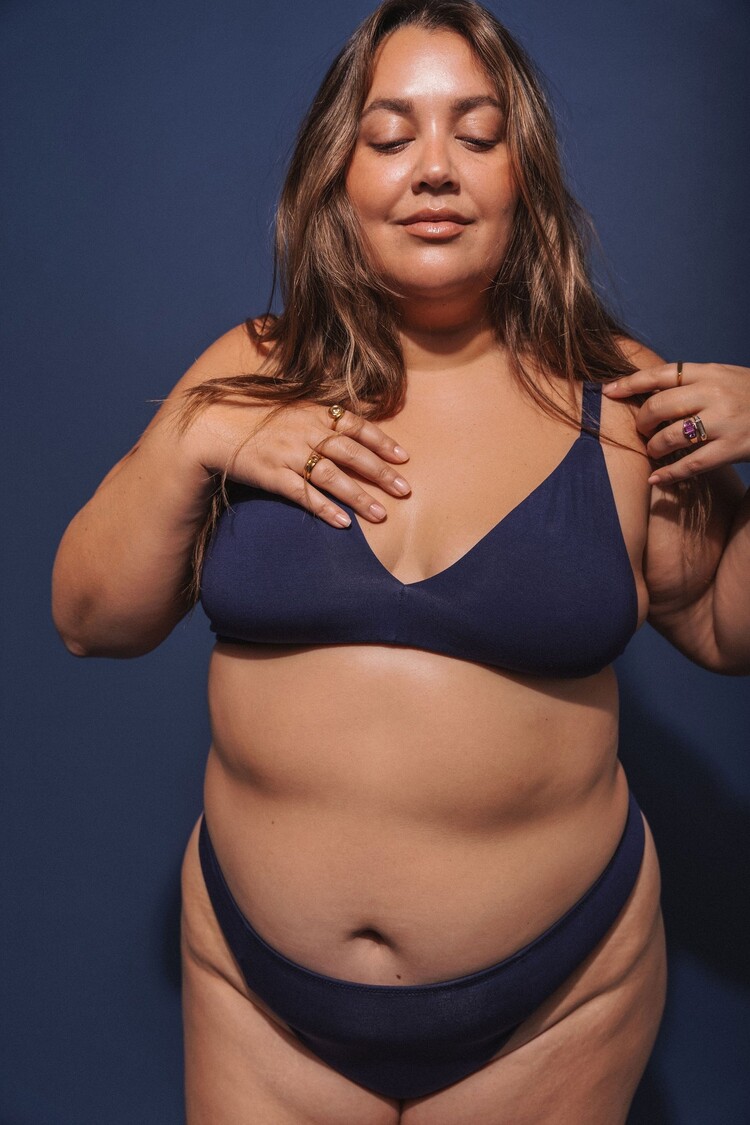 Huha Special Edition Navy - Triangle Bra