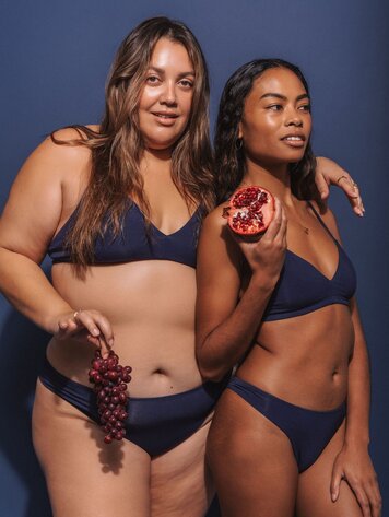 Huha Special Edition Navy - Low Profile Thong