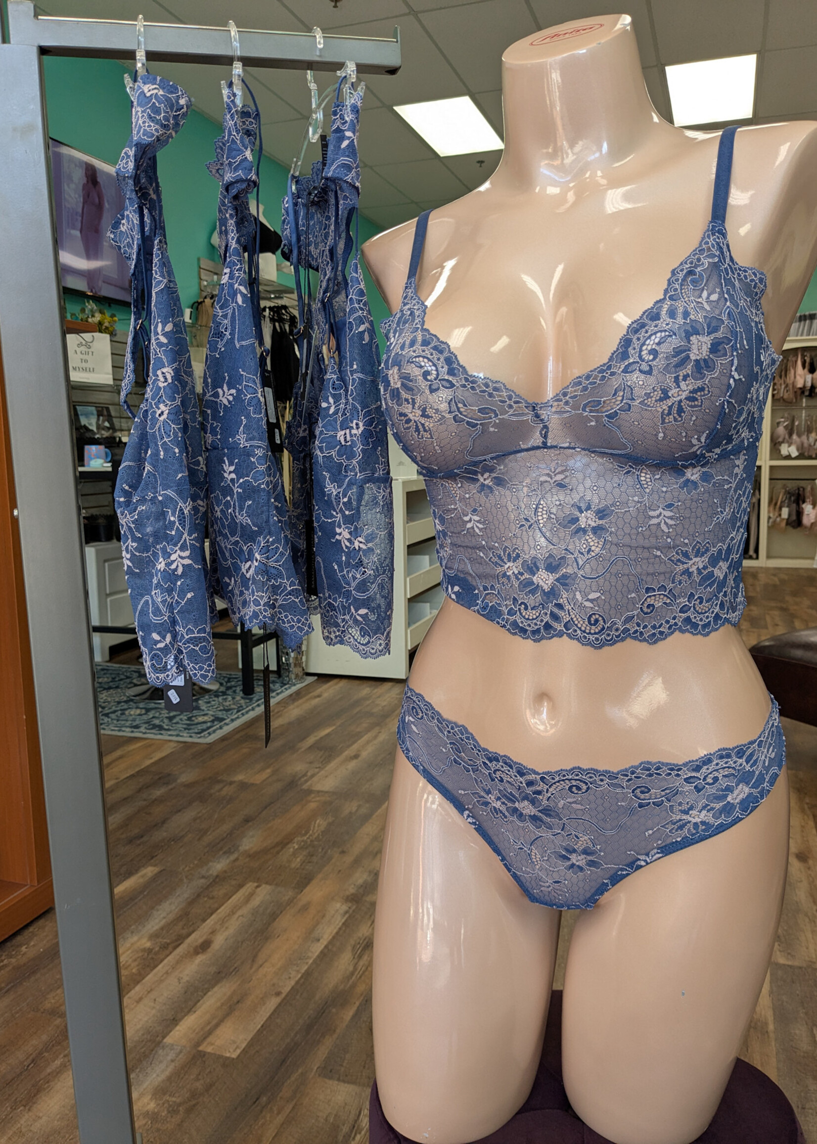 Samantha Chang SC4411125 Amour Cropped Cami + SC4473122 Amour Thong set In-store Only