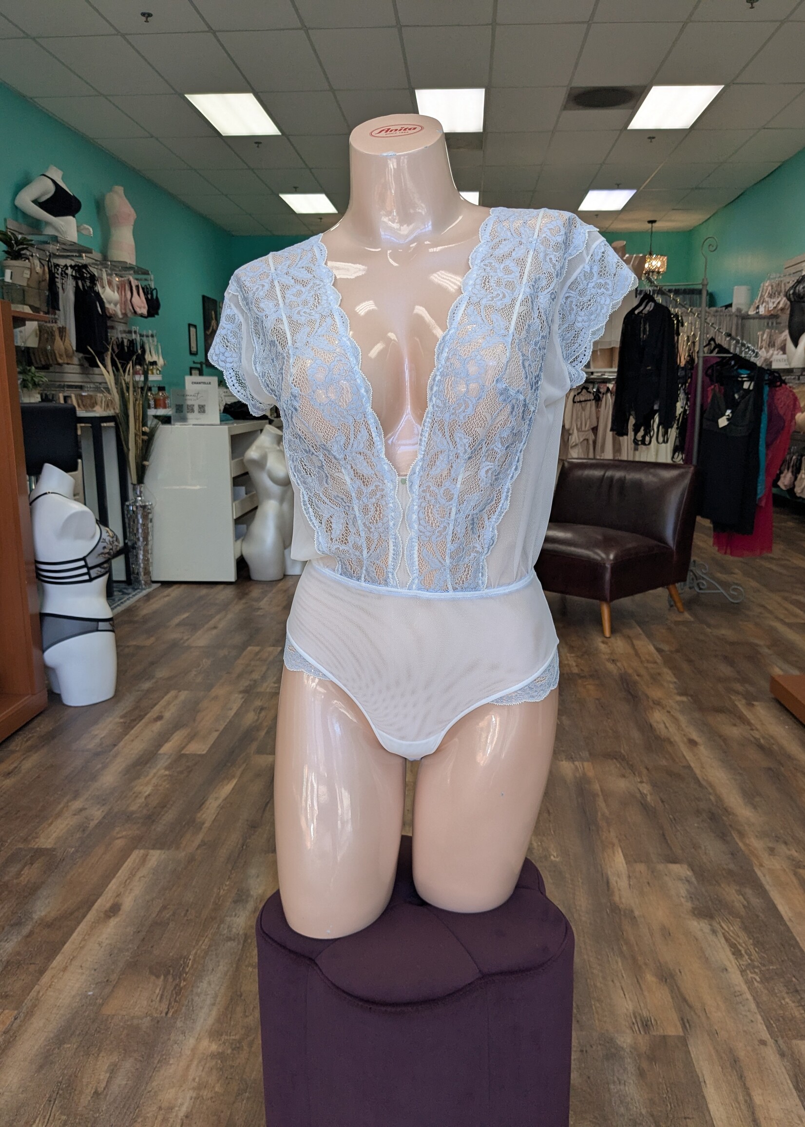 Clo 4070 Fortuna V-Neck Bodysuit