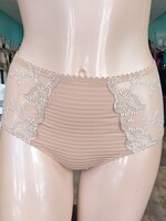 Louisa Bracq Louisa Bracq Elise Full Brief