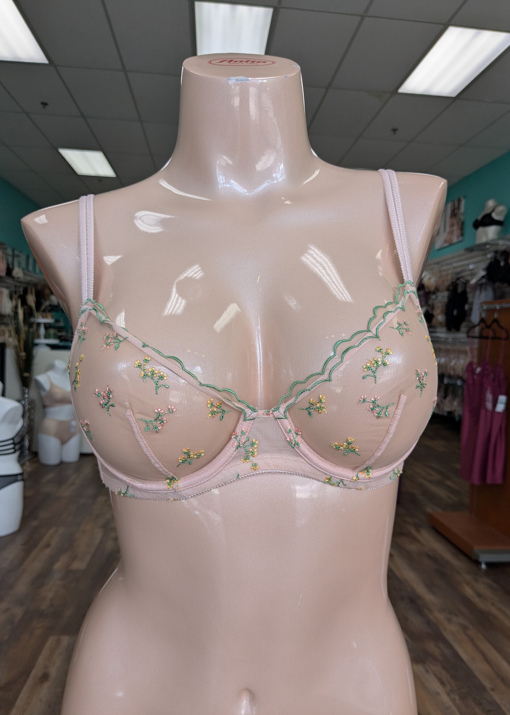 Huit ROM-C4 Romantique UW Bra