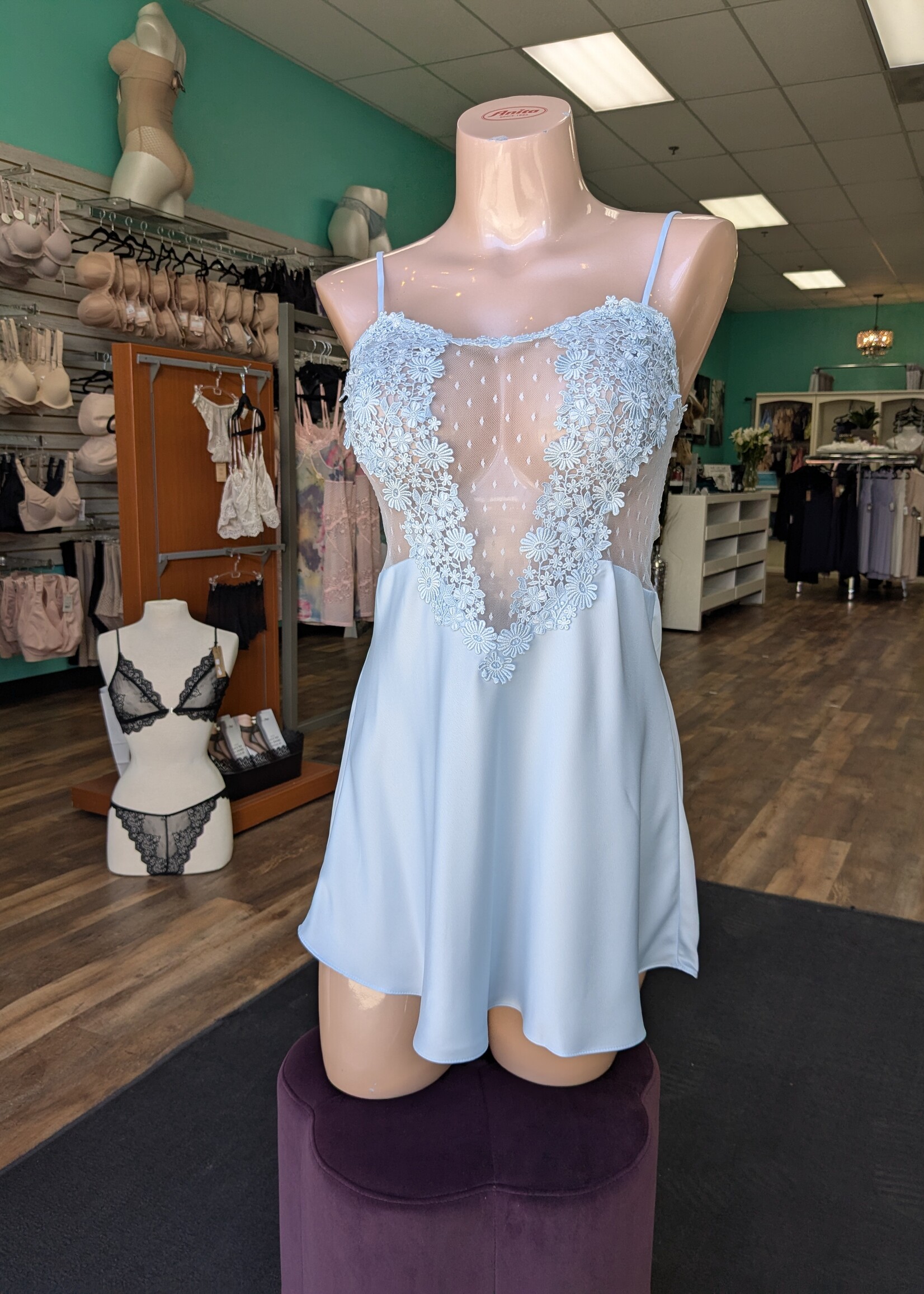 Flora Nikrooz 8060 Showstopper Chemise