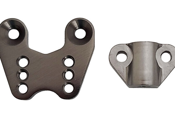Team Associated Enduro Gatekeeper Panhard Plates