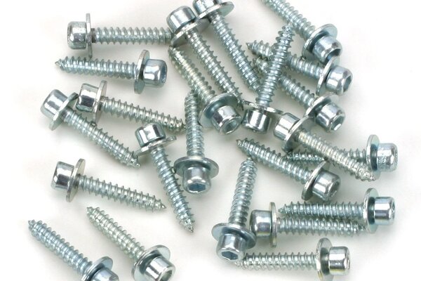 Dubro DUB893  Socket Head Servo Mounting Screws 24/pkg