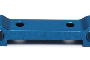 Team Associated Factory Team Aluminum Arm Mount D, Blue