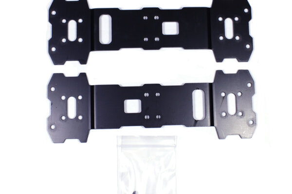 Cross RC Transfer Case Mount Plate: BC8