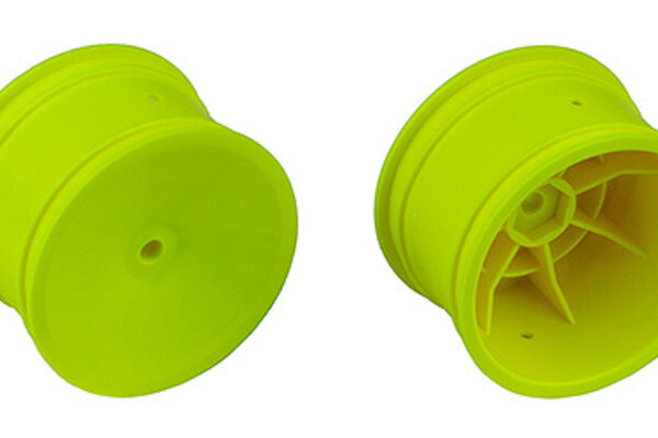 Team Associated 2WD/4WD Rear Wheels, 2.2 in, 12 mm Hex, Yellow