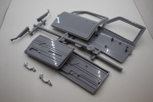 Cross RC Door Assembly: SP4