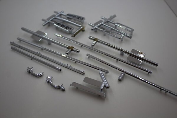 Cross RC Body Trim Set: FR4